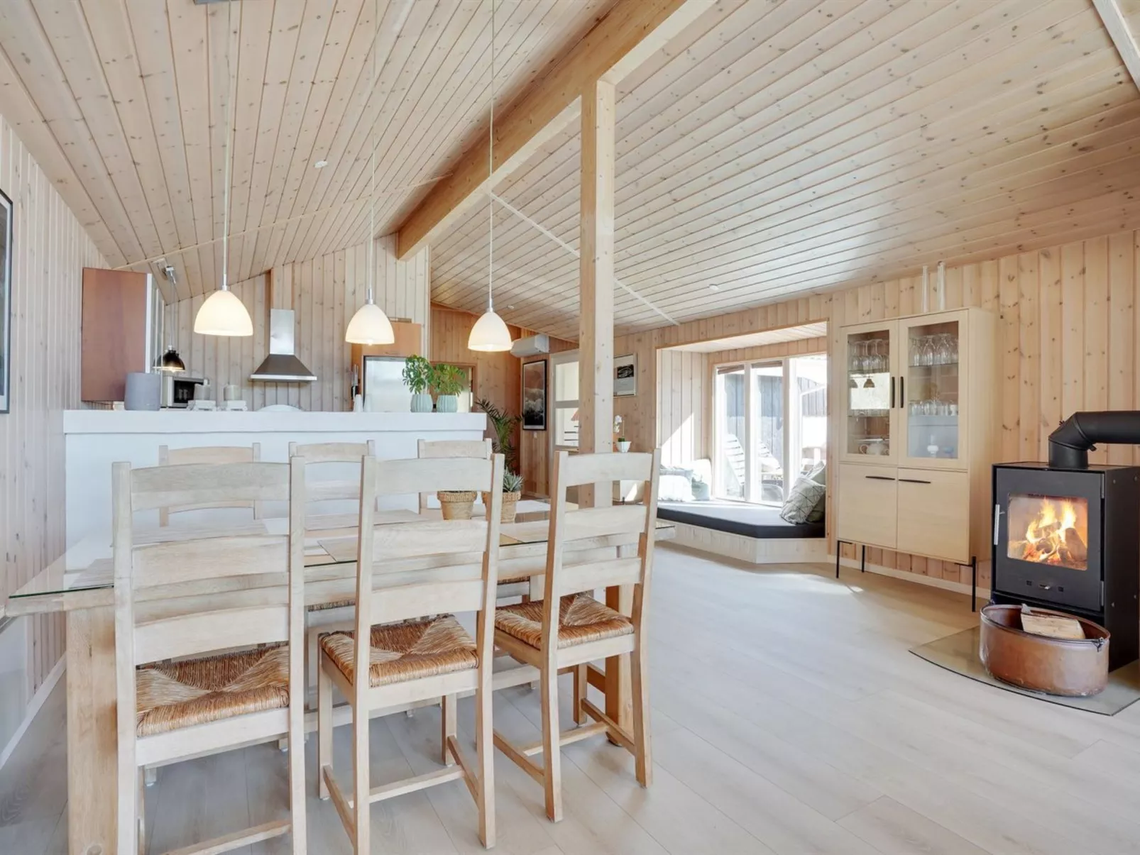 "Wilke" -  from the sea-Binnen