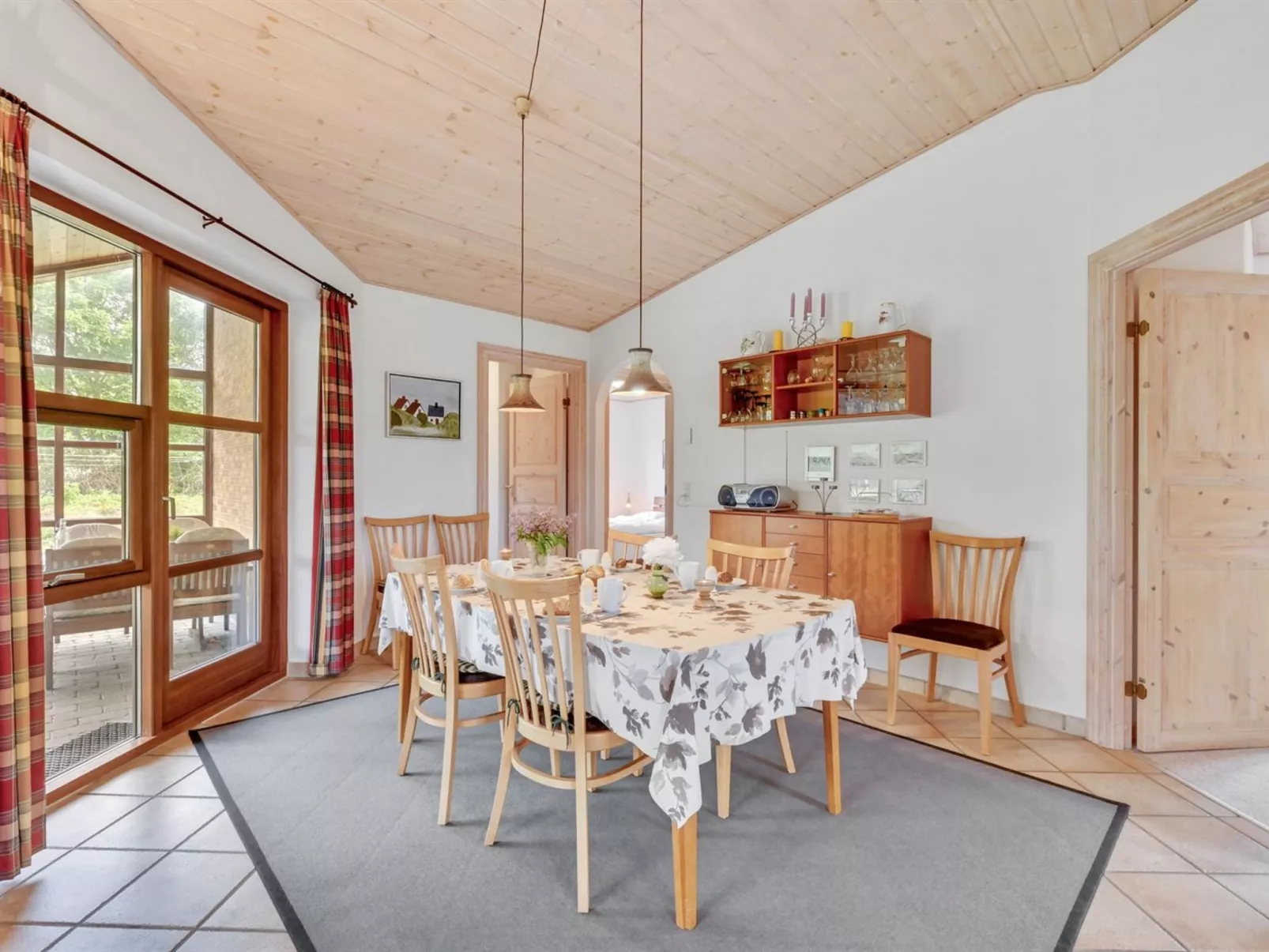 "Rika" - 525m to the fjord-Binnen