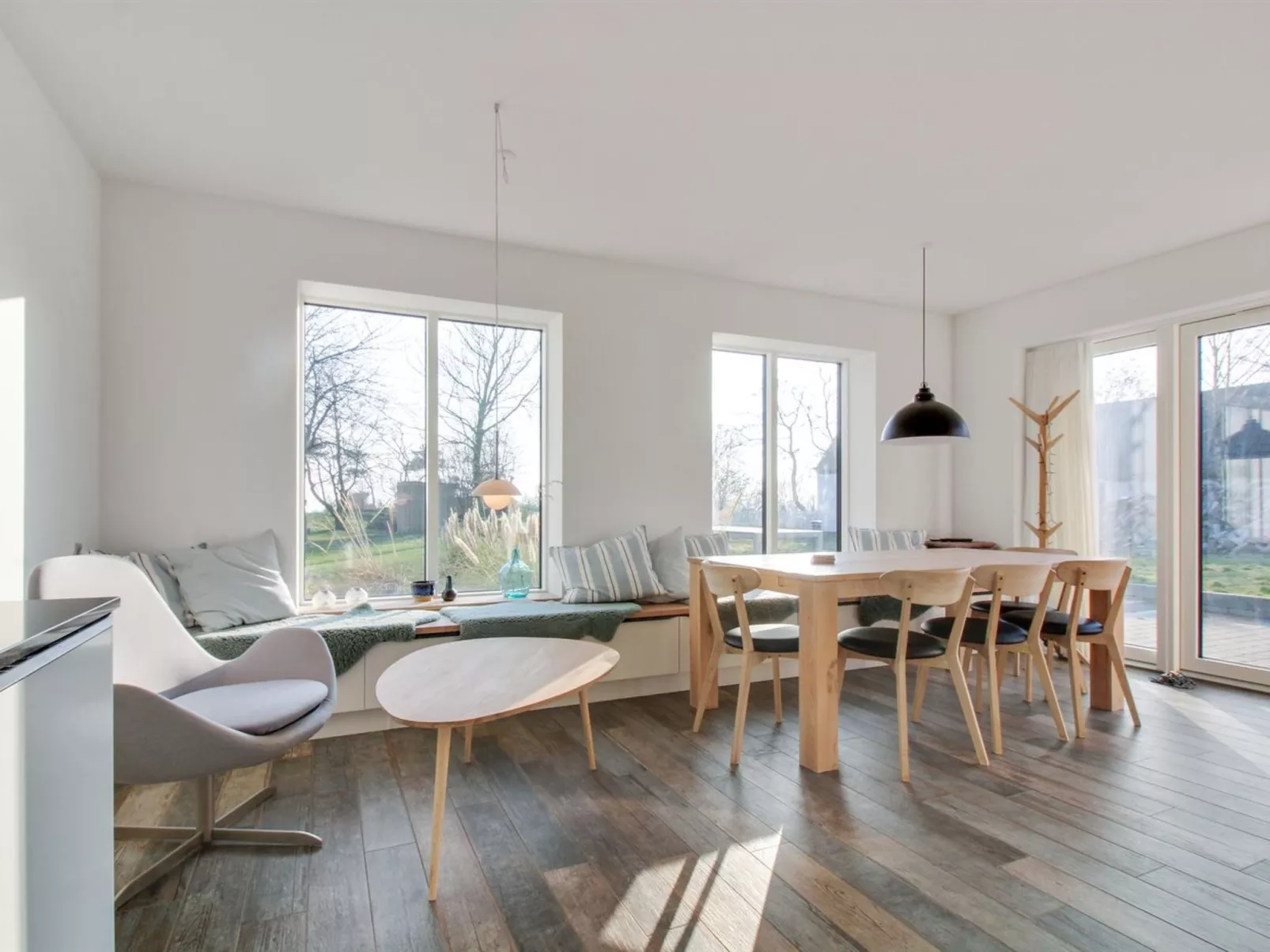 "Benna" - 120m from the sea-Binnen