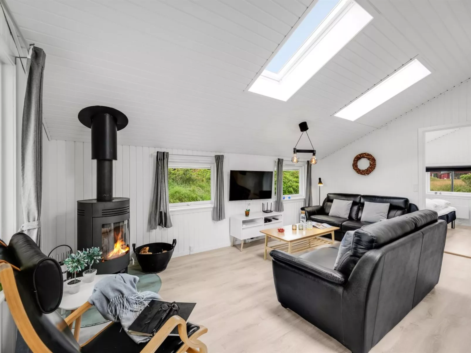 "Kari" - 900m from the sea-Binnen