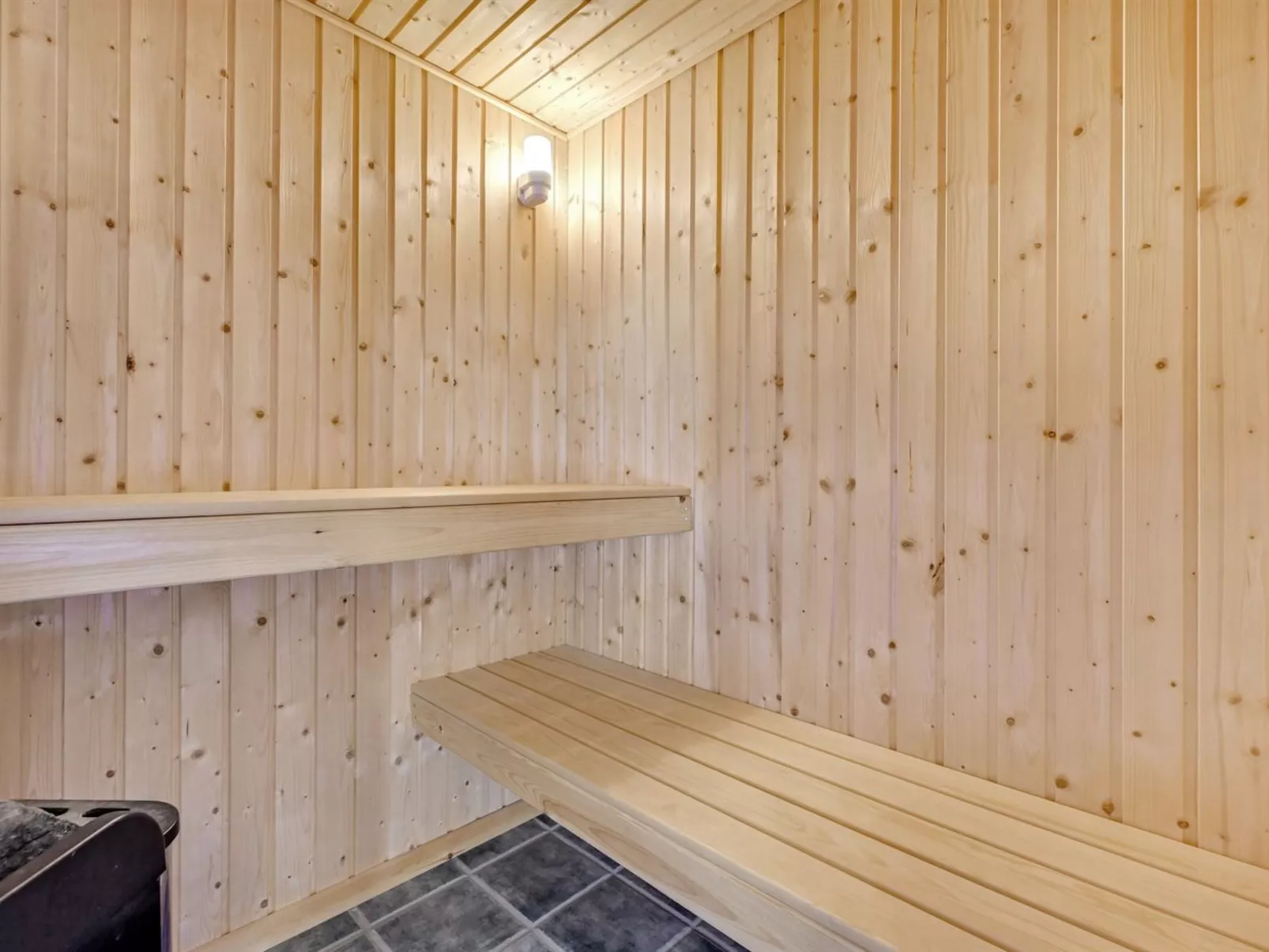 "Asvalde" - 150m from the sea-Binnen