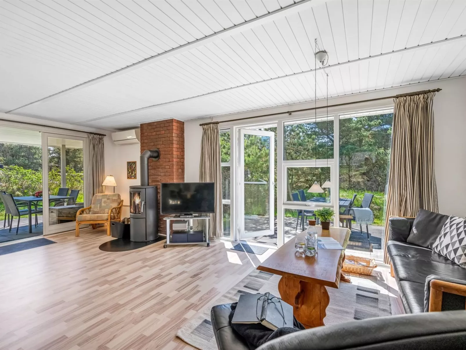 "Edite" - 500m from the sea-Binnen