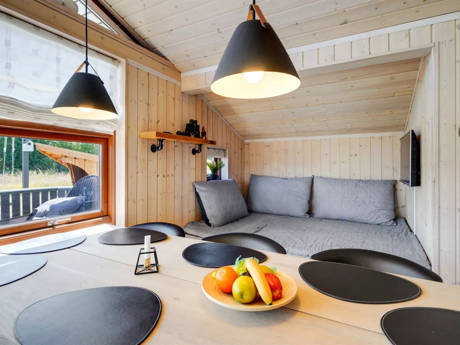 "Ela" - 500m from the sea-Binnen