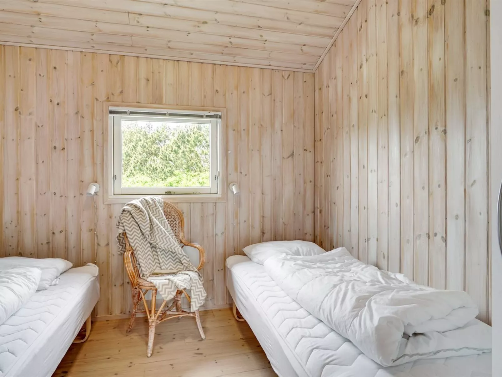 "Arkil" - 300m from the sea-Binnen