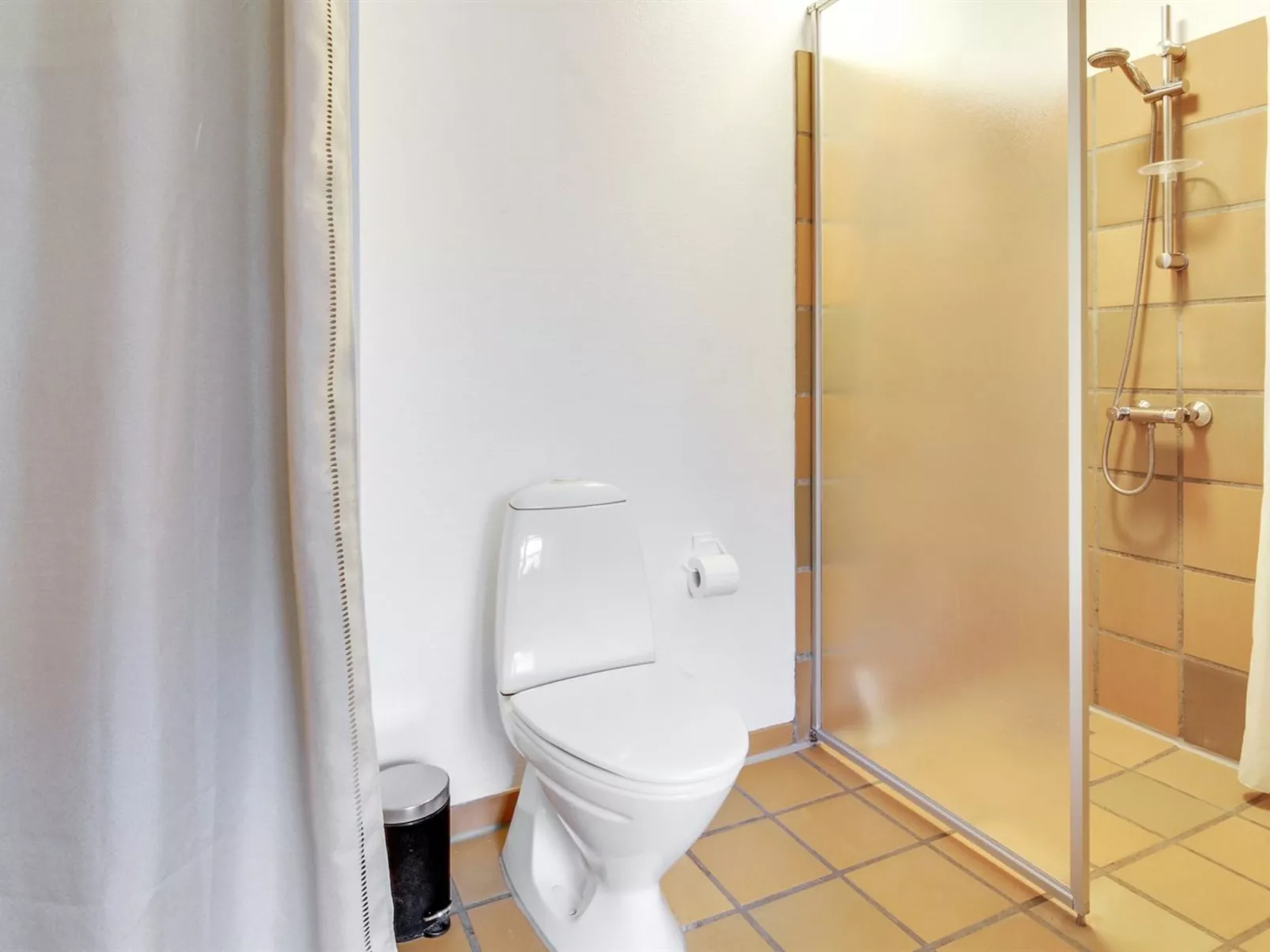 "Risto" - 2.3km from the sea-Binnen