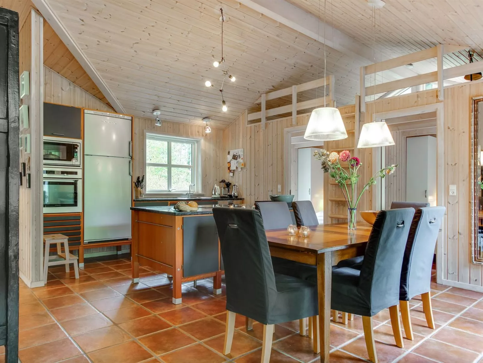 "Fastulf" - 300m from the sea-Binnen