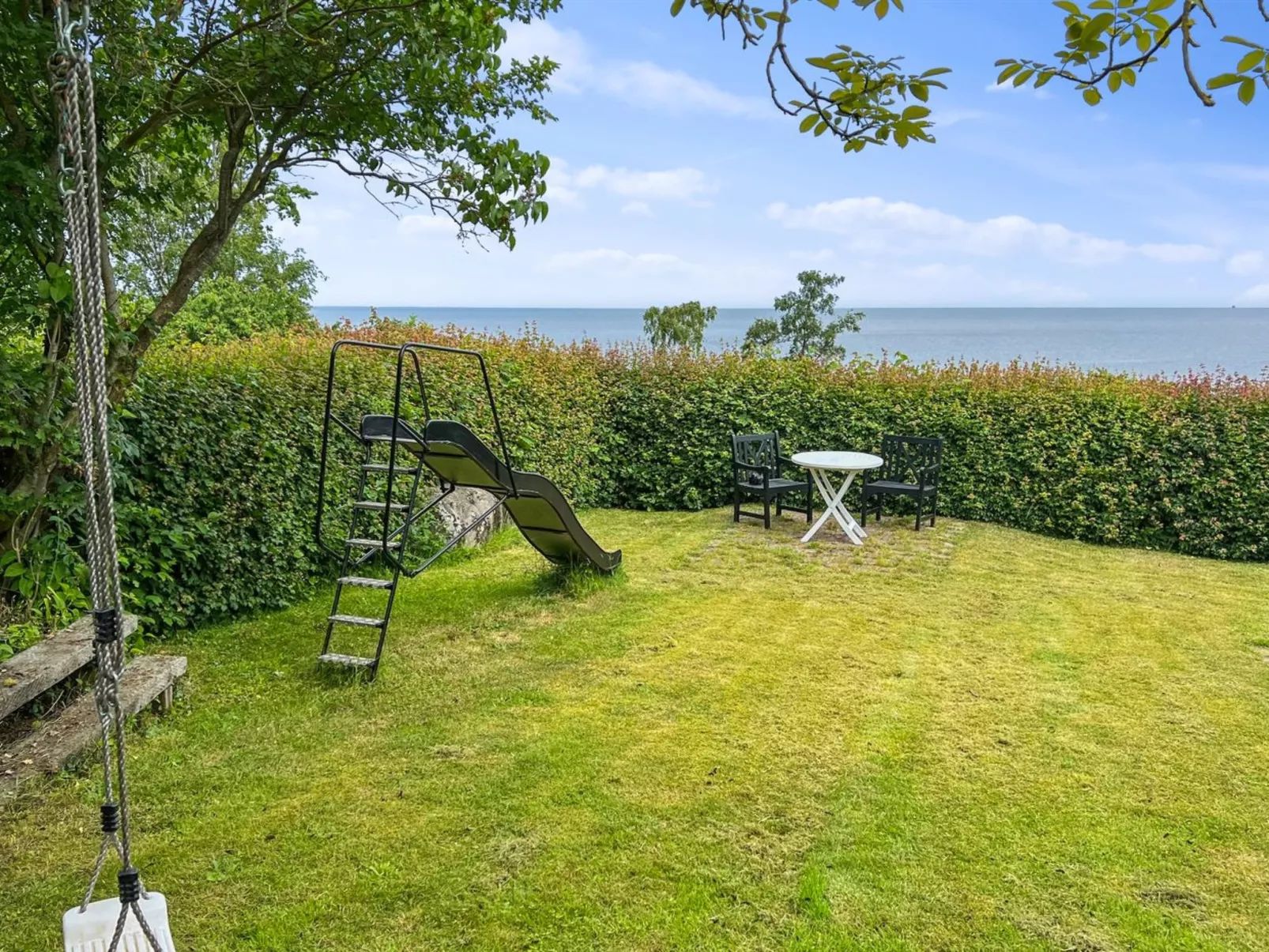 "Fabine" - 50m from the sea-Buiten