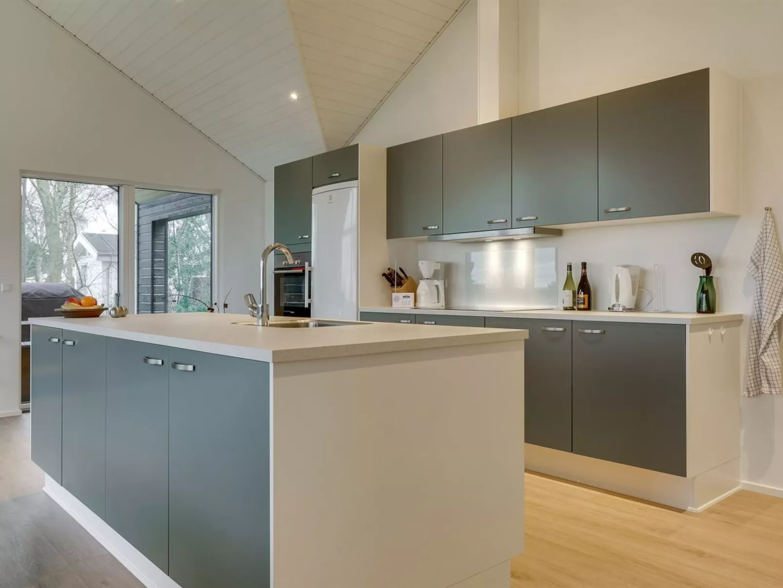 "Timmi" - 100m from the sea-Binnen