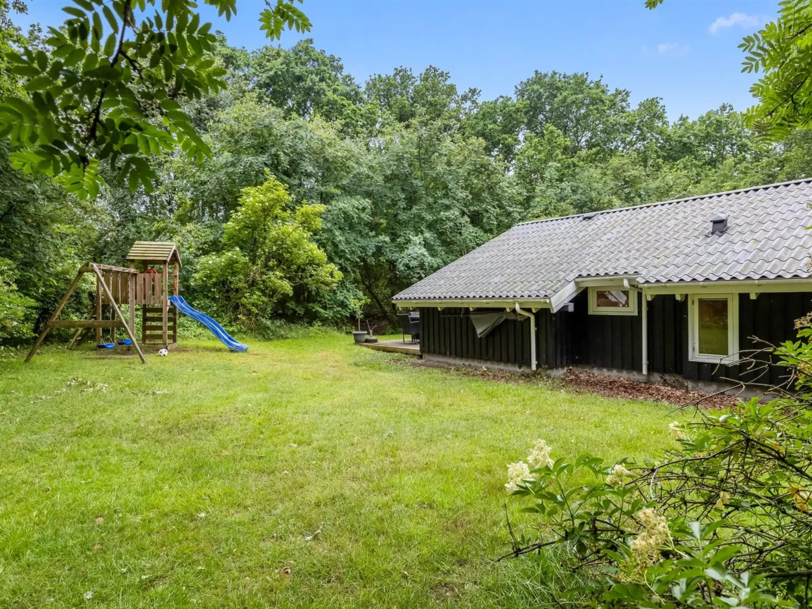 "Lovis" - 600m from the sea-Buiten