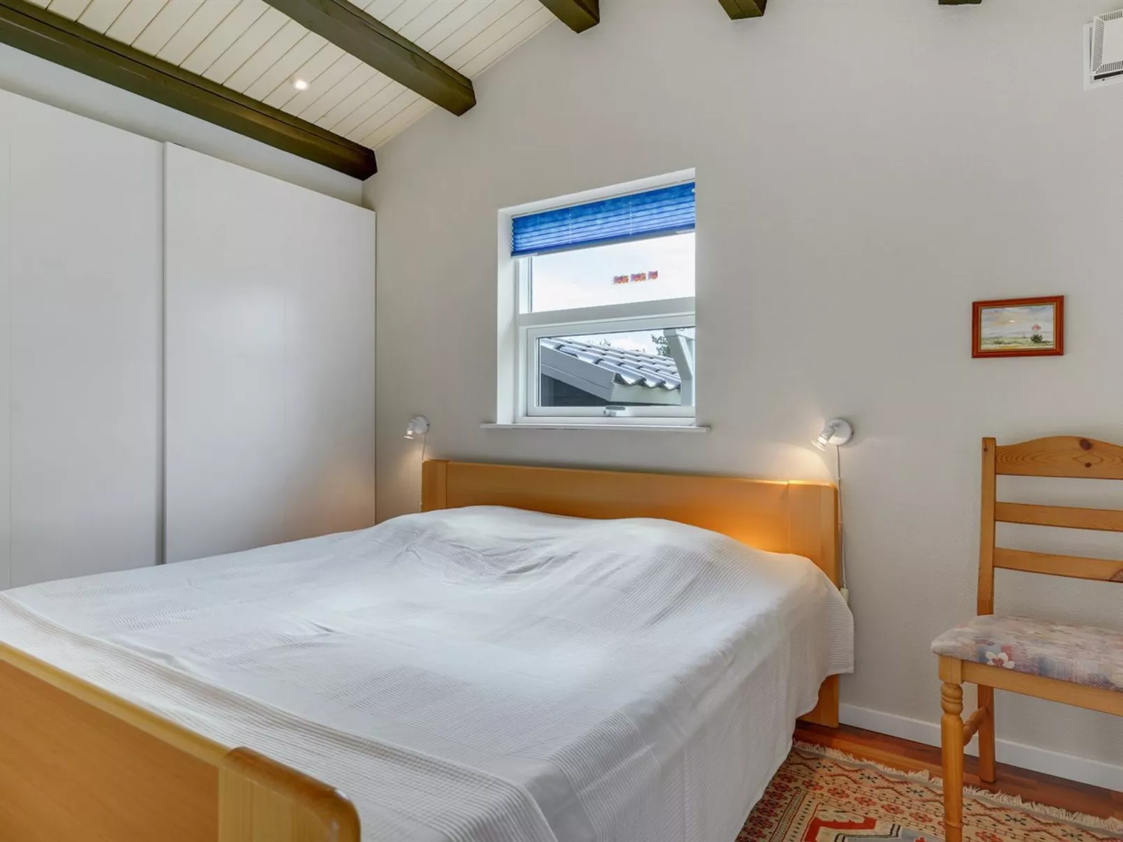 "Gull" - 150m from the sea-Binnen