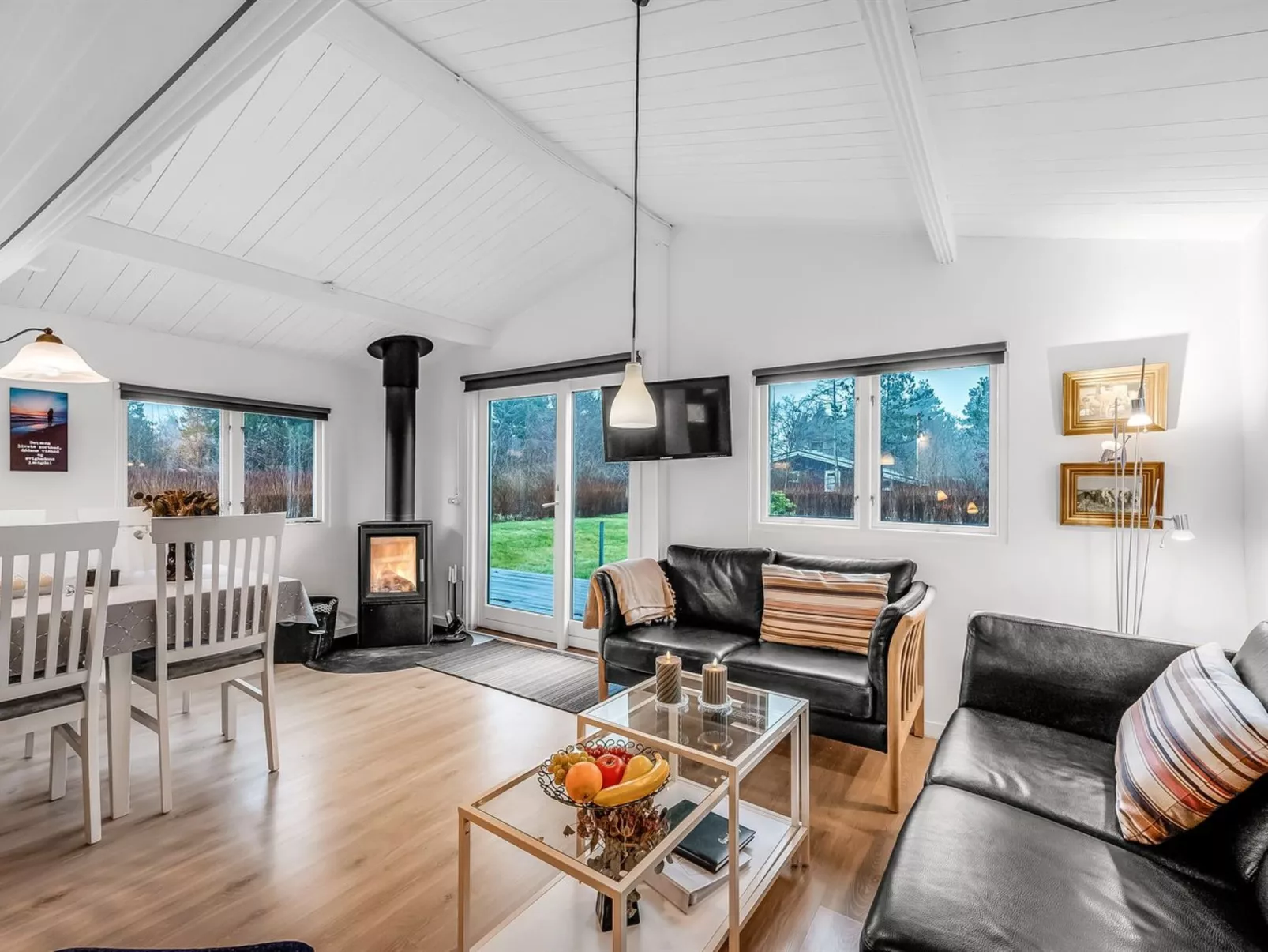 "Staffan" - 200m to the fjord-Binnen