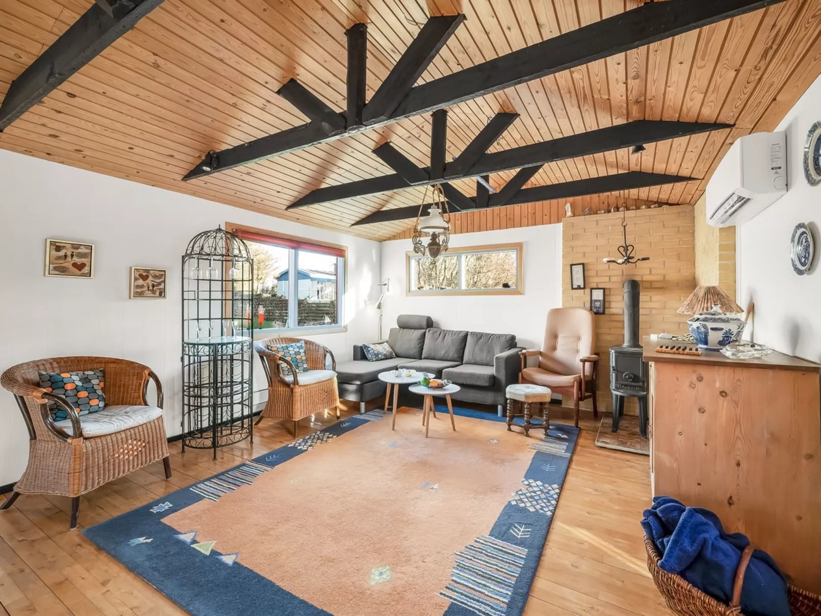 "Alpi" - 250m to the fjord-Binnen