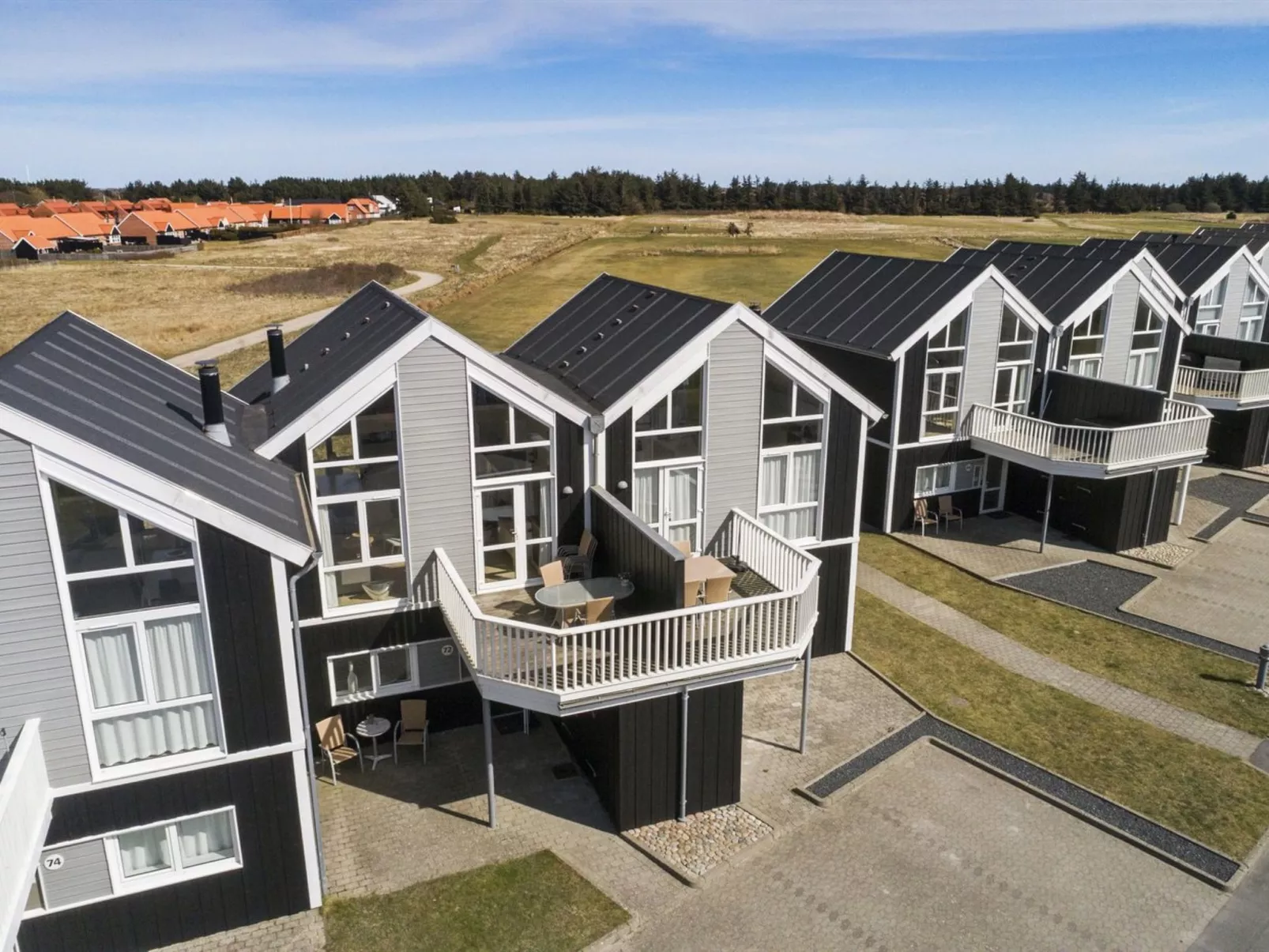 "Chris" - 750m from the sea-Buiten