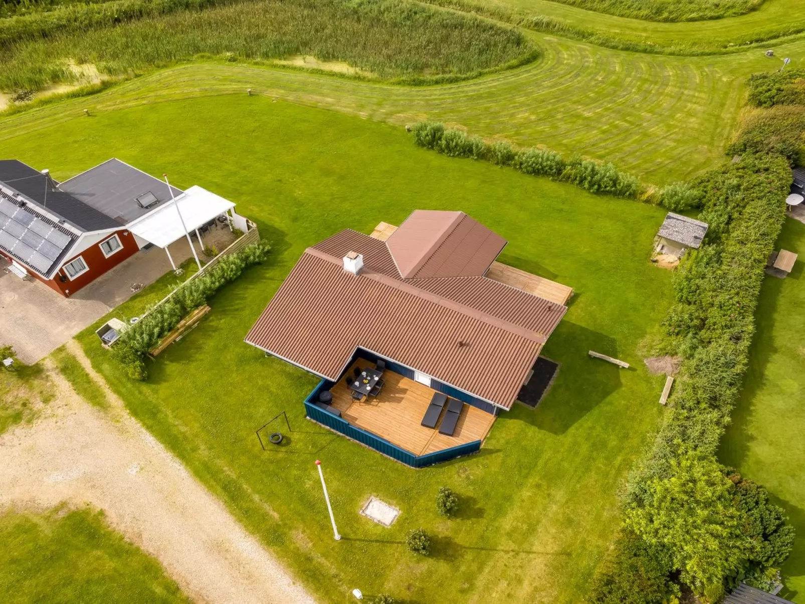 "Titta" - 150m to the fjord-Buiten