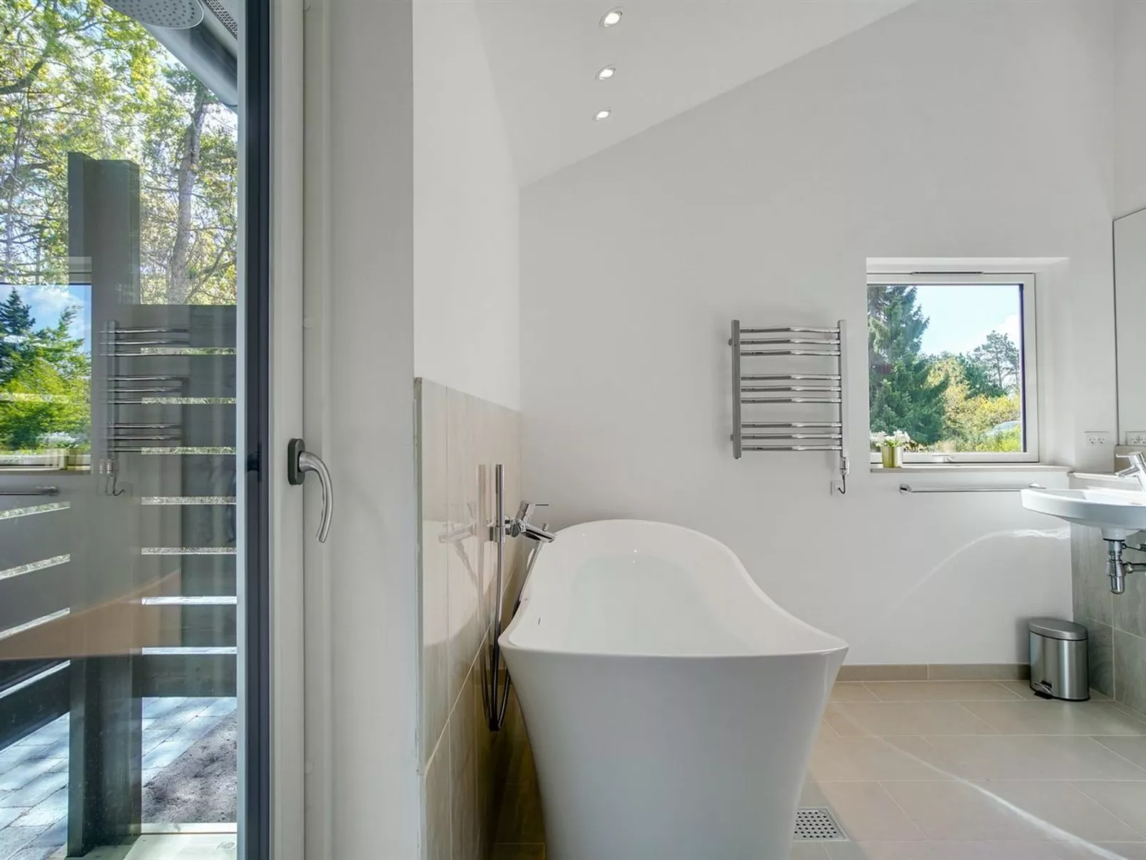 "Rikkie" - 150m to the fjord-Binnen