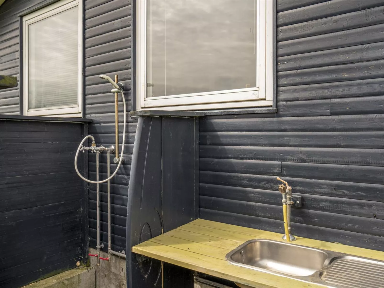 "Ellynor" - 200m from the sea-Buiten