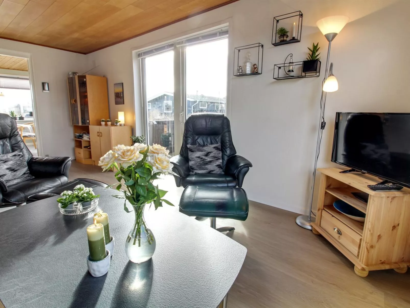 "Pupa" - 500m from the sea-Binnen