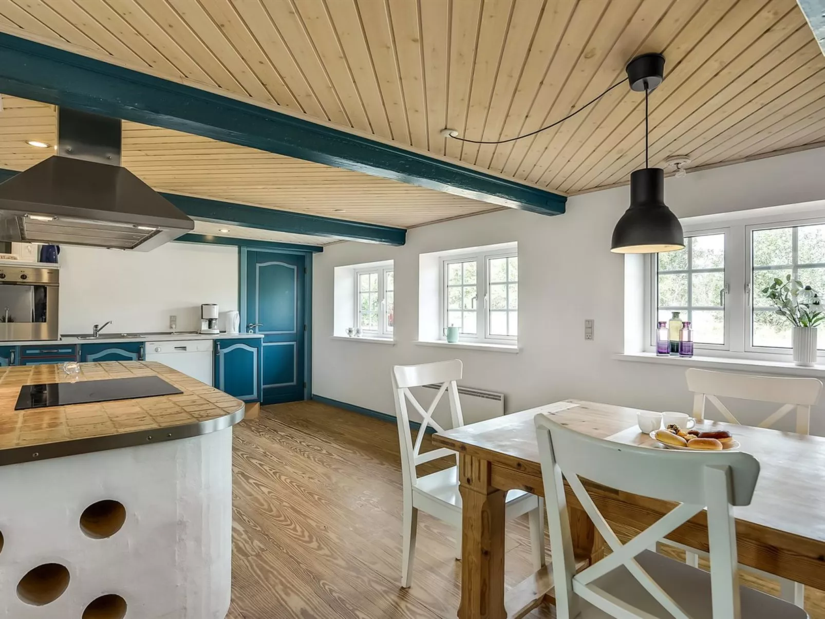 "Willi" - 3km from the sea-Binnen