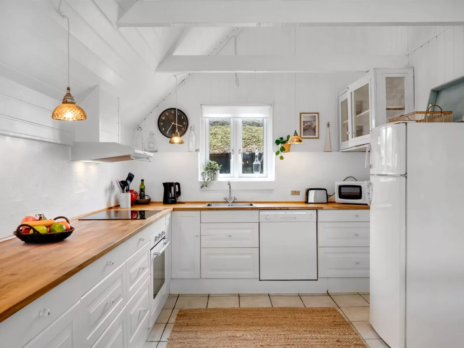 "Annielle" -  from the sea-Binnen