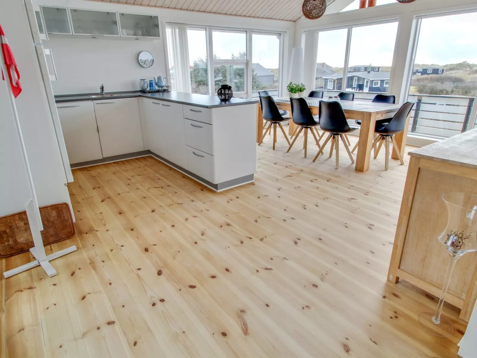 "Ute" - 200m from the sea-Binnen