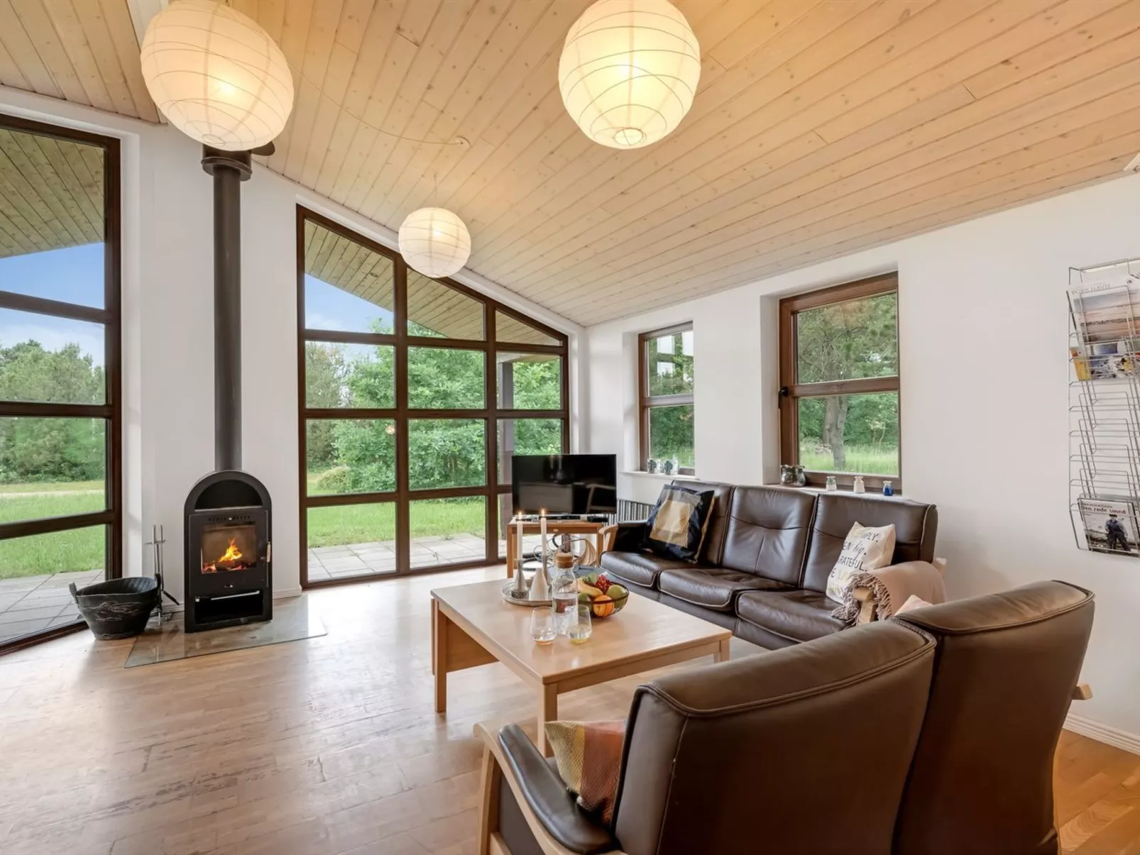 "Silvia" - 300m to the fjord-Binnen