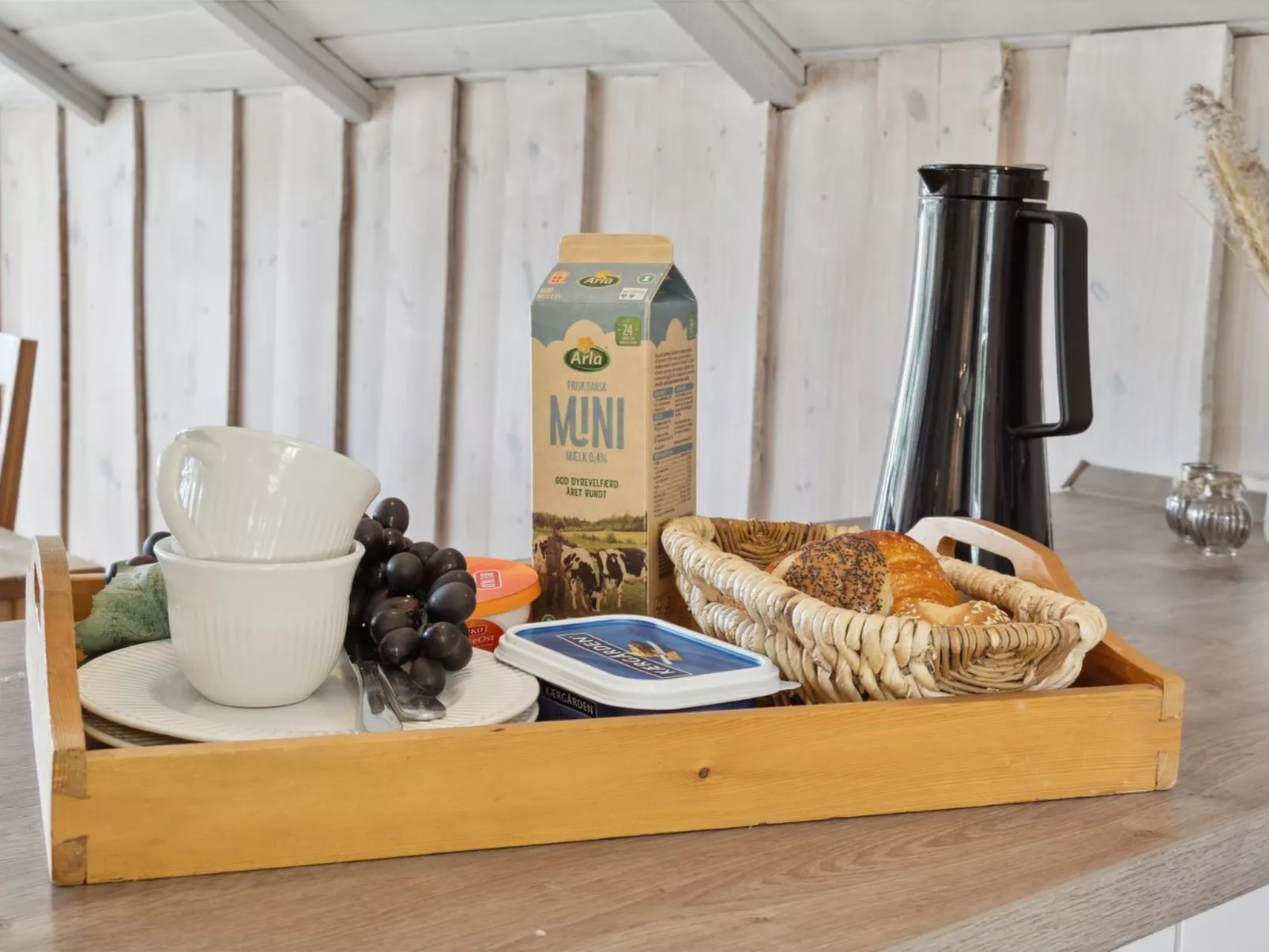 "Ines" - 25km from the sea-Binnen