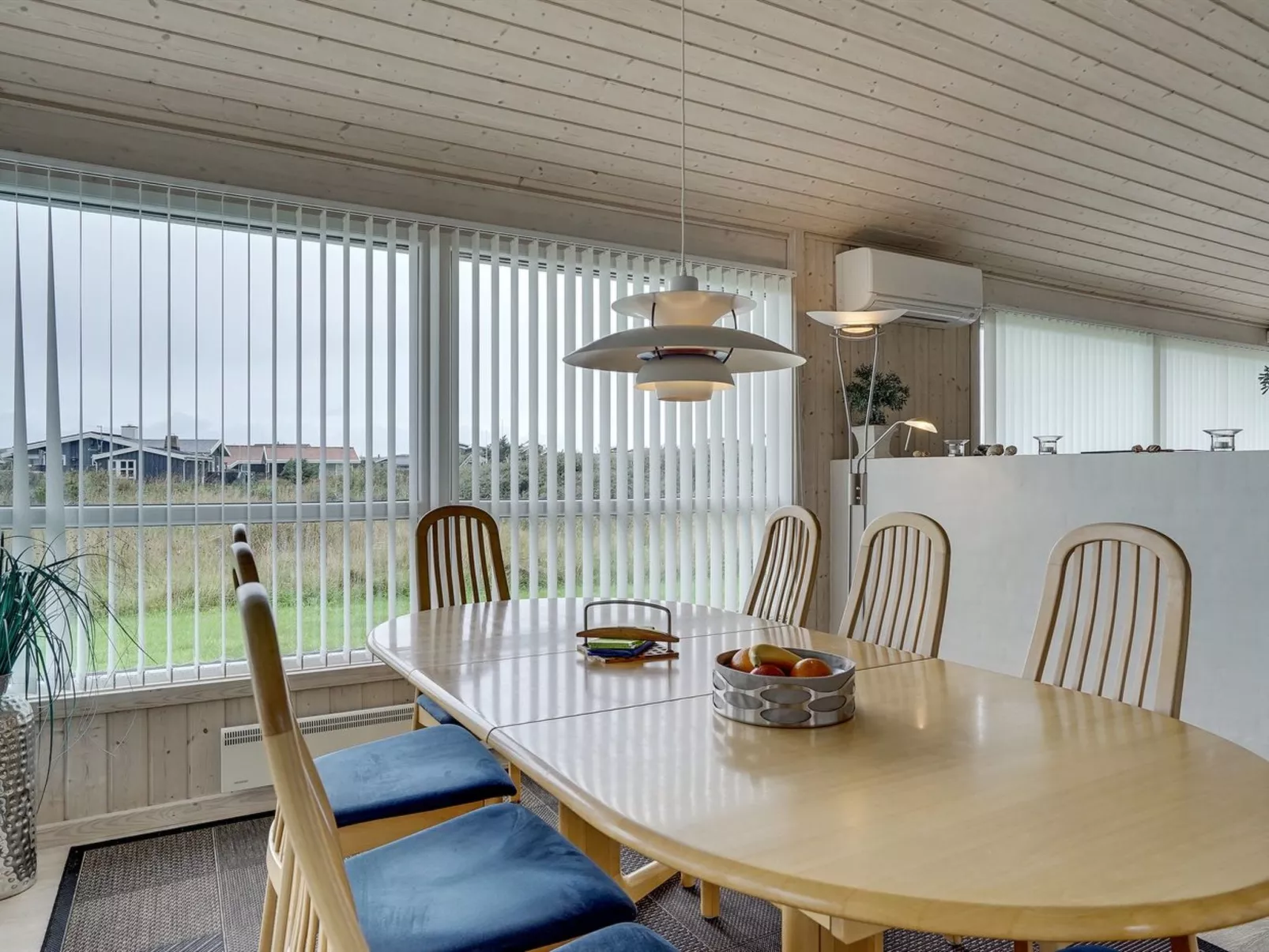 "Joella" - 200m from the sea-Binnen