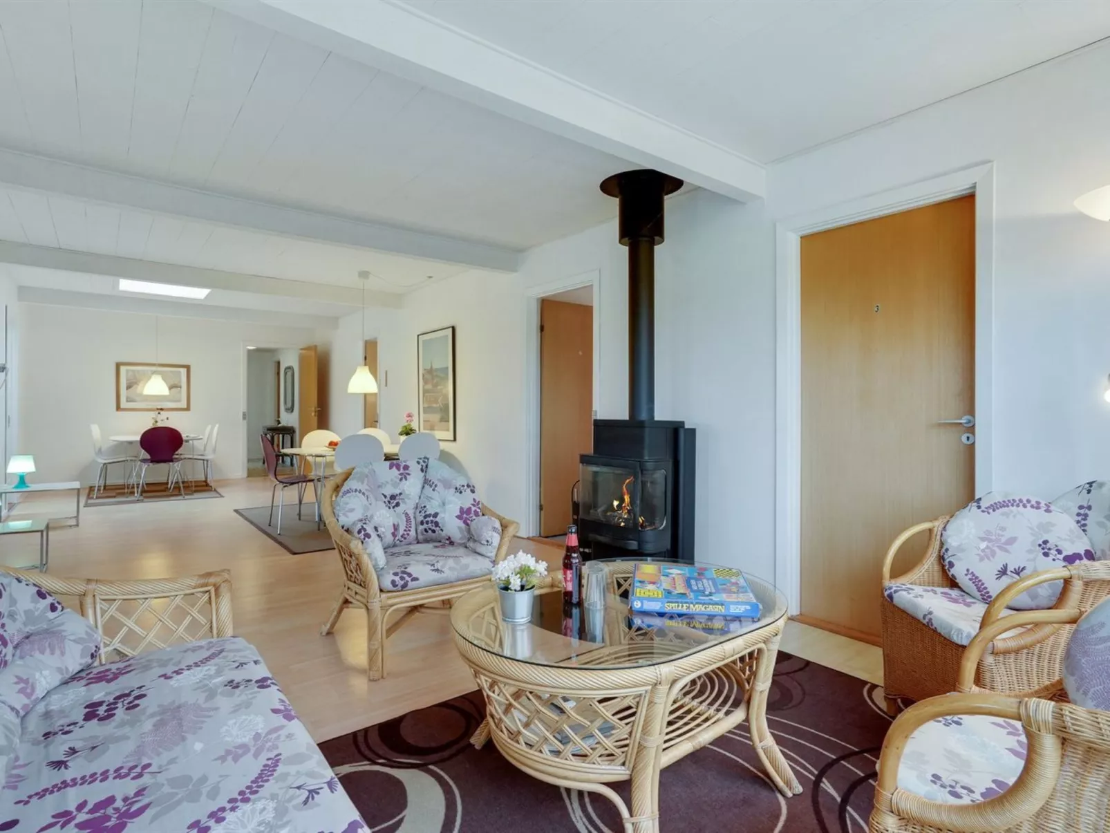 "Vogn" - 500m to the fjord-Binnen