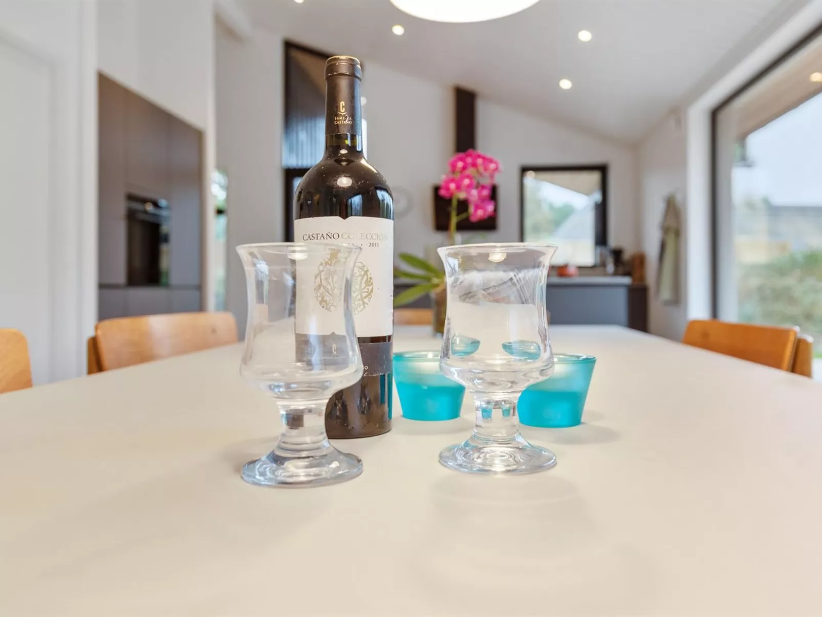 "Ellin" - 800m from the sea-Binnen