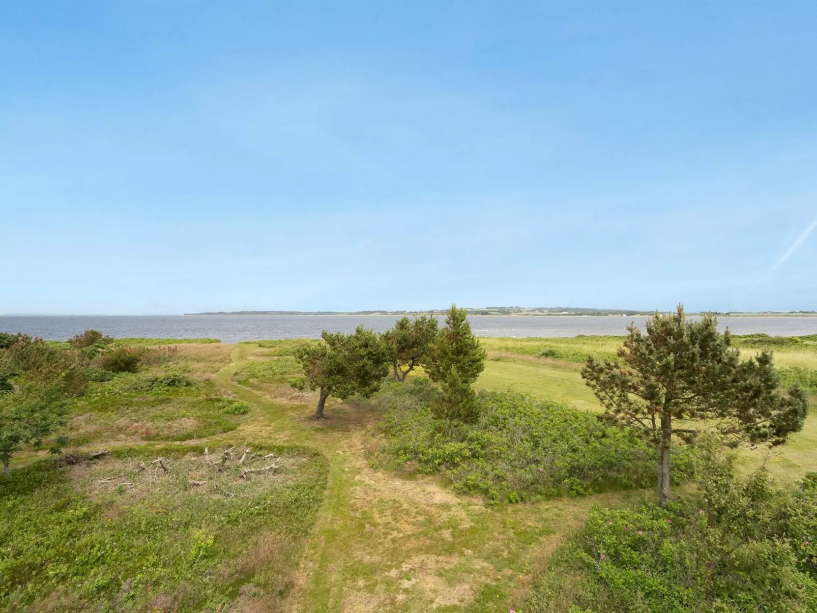 "Gren" - 90m to the fjord-Buiten