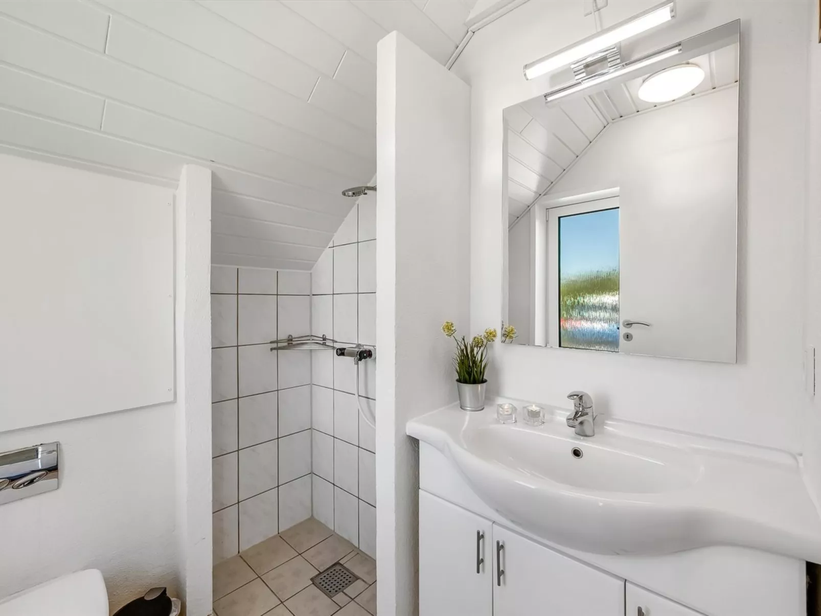 "Ruse" - 500m from the sea-Binnen