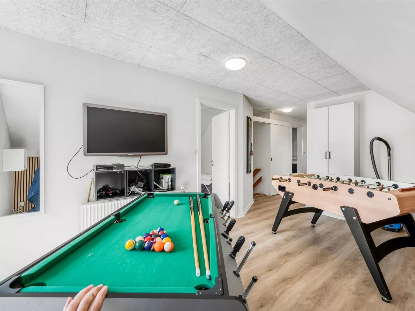 "Irlin" - 800m from the sea-Binnen