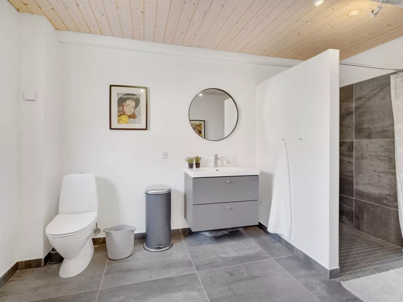 "Rouwen" - 1km from the sea-Binnen