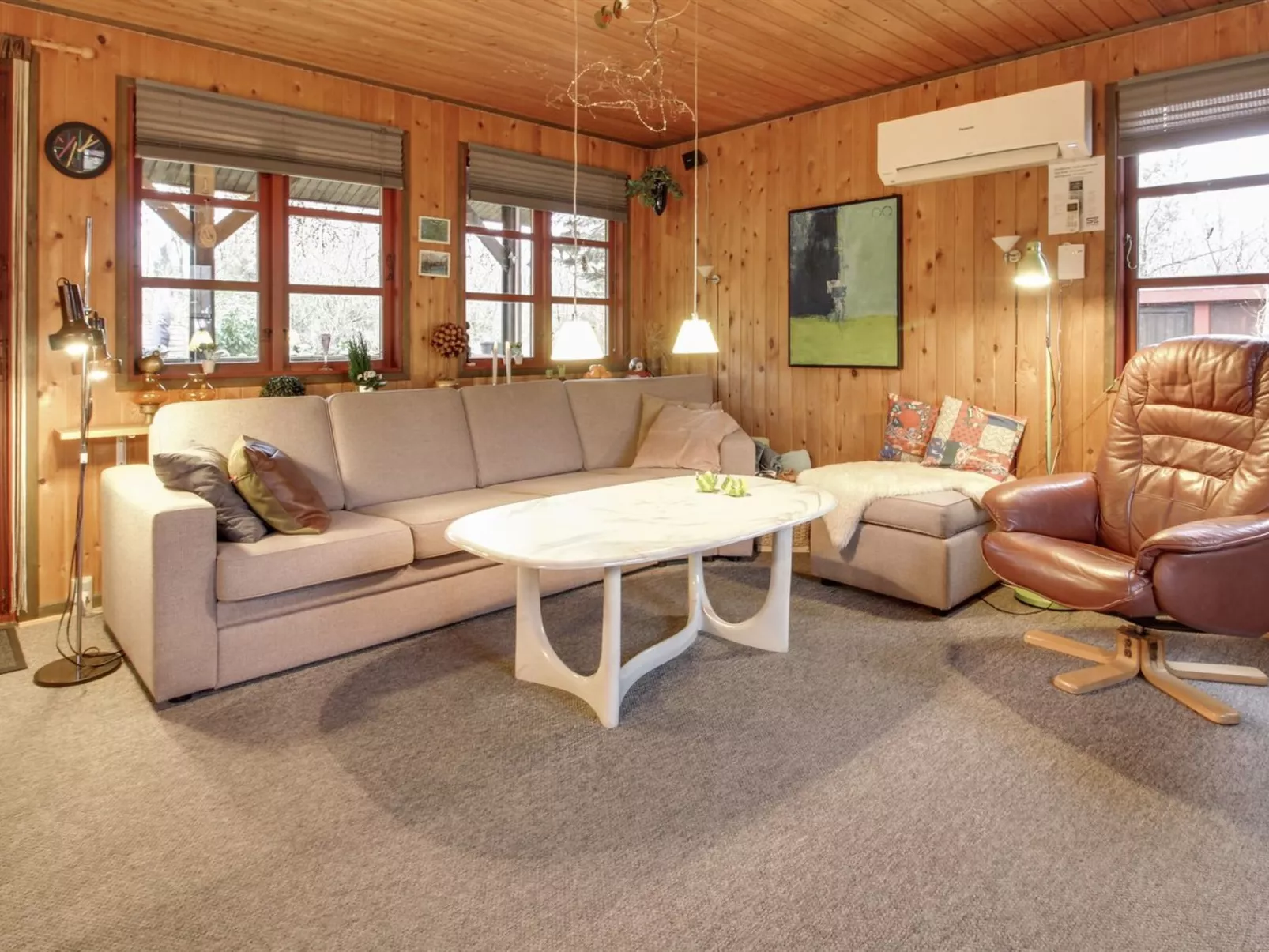 "Hubertina" - 30km from the sea-Binnen