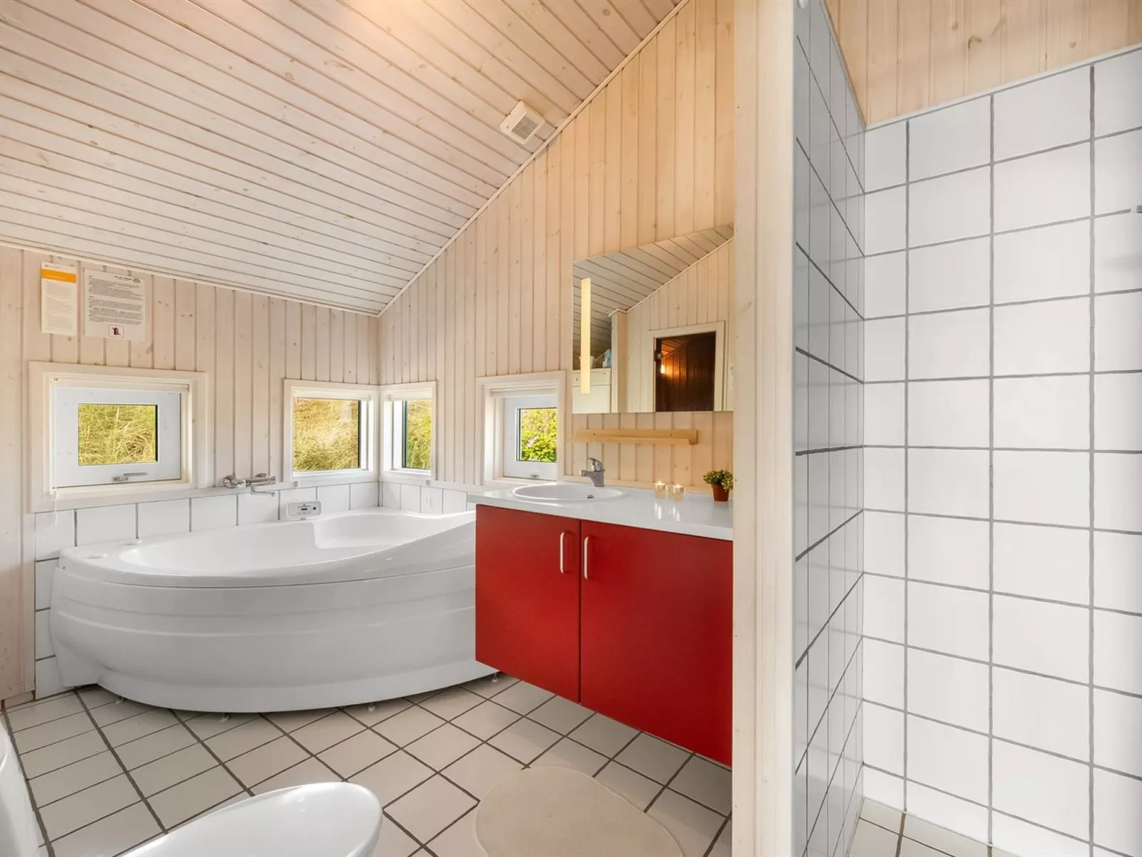 "Emelie" - 200m from the sea-Binnen