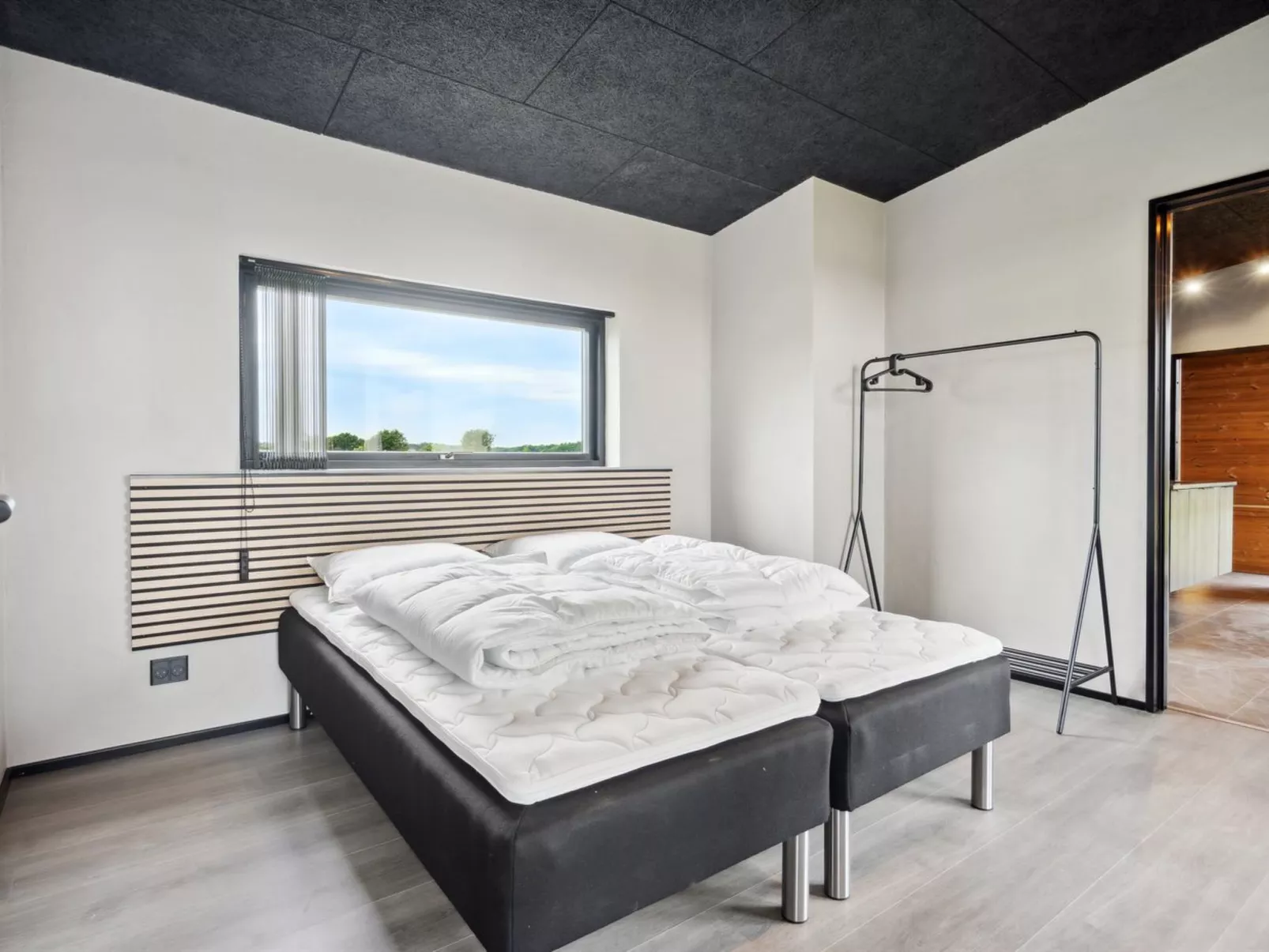 "Anelle" - 500m from the sea-Binnen