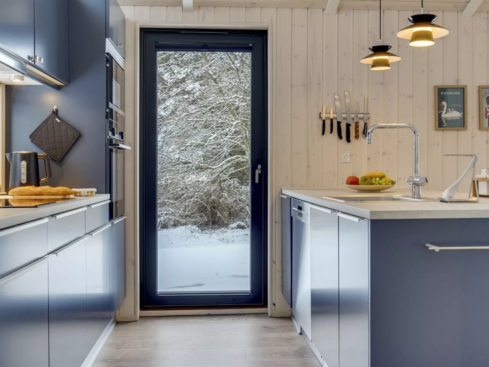 "Hildegard" - 1.5km from the sea-Binnen