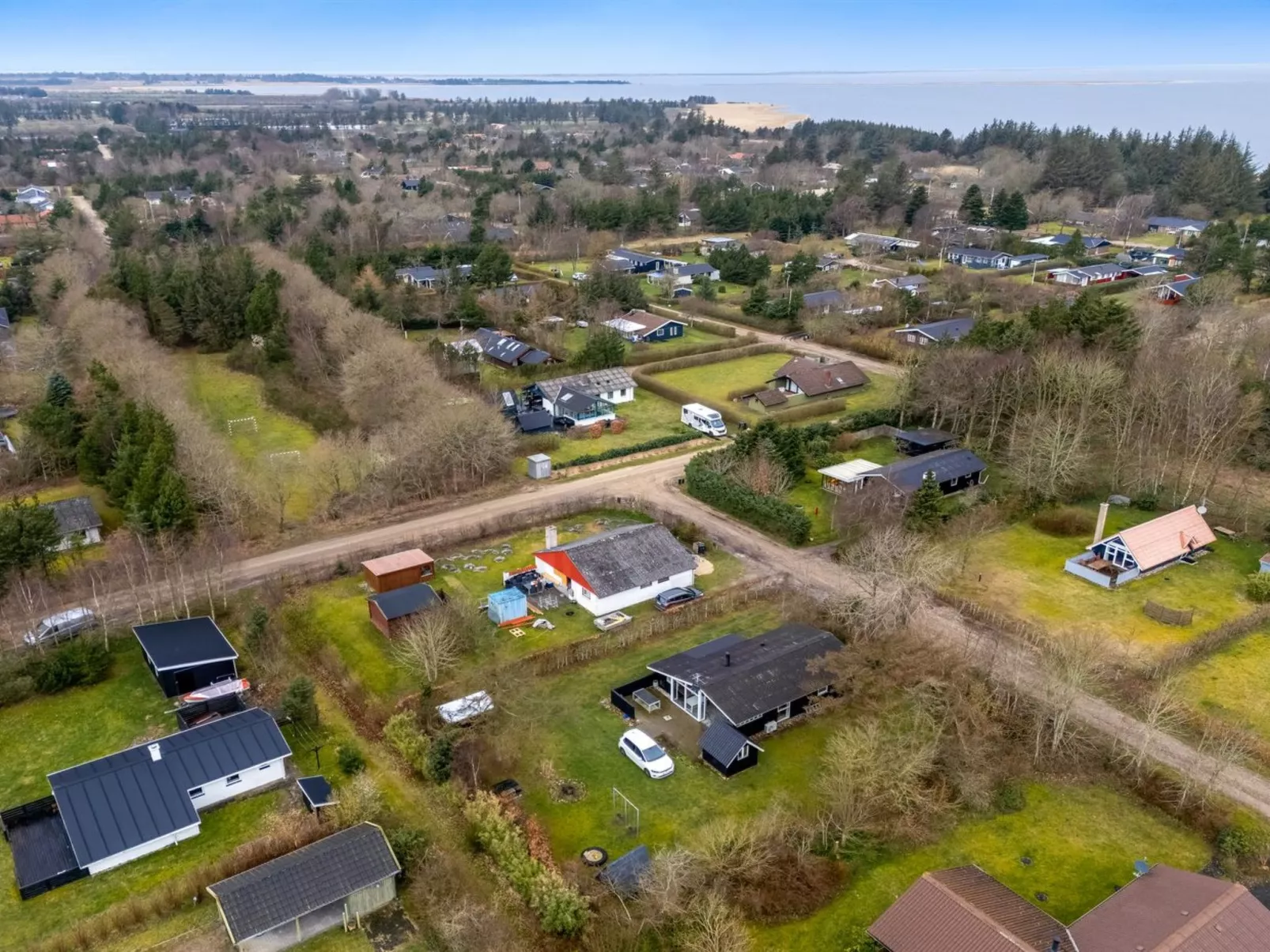 "Raisa" - 200m to the fjord-Buiten