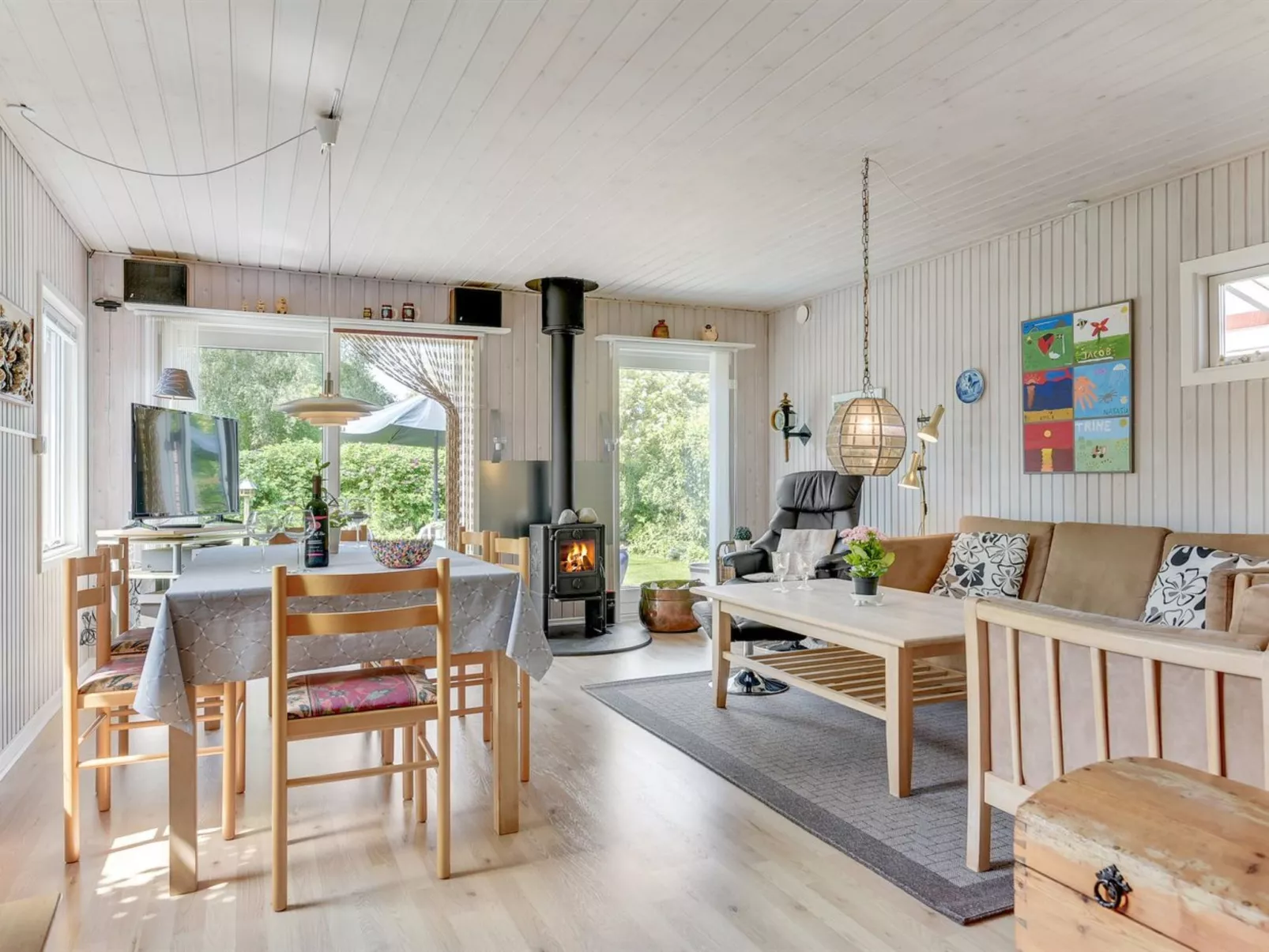 "Tess" - 50m from the sea-Binnen