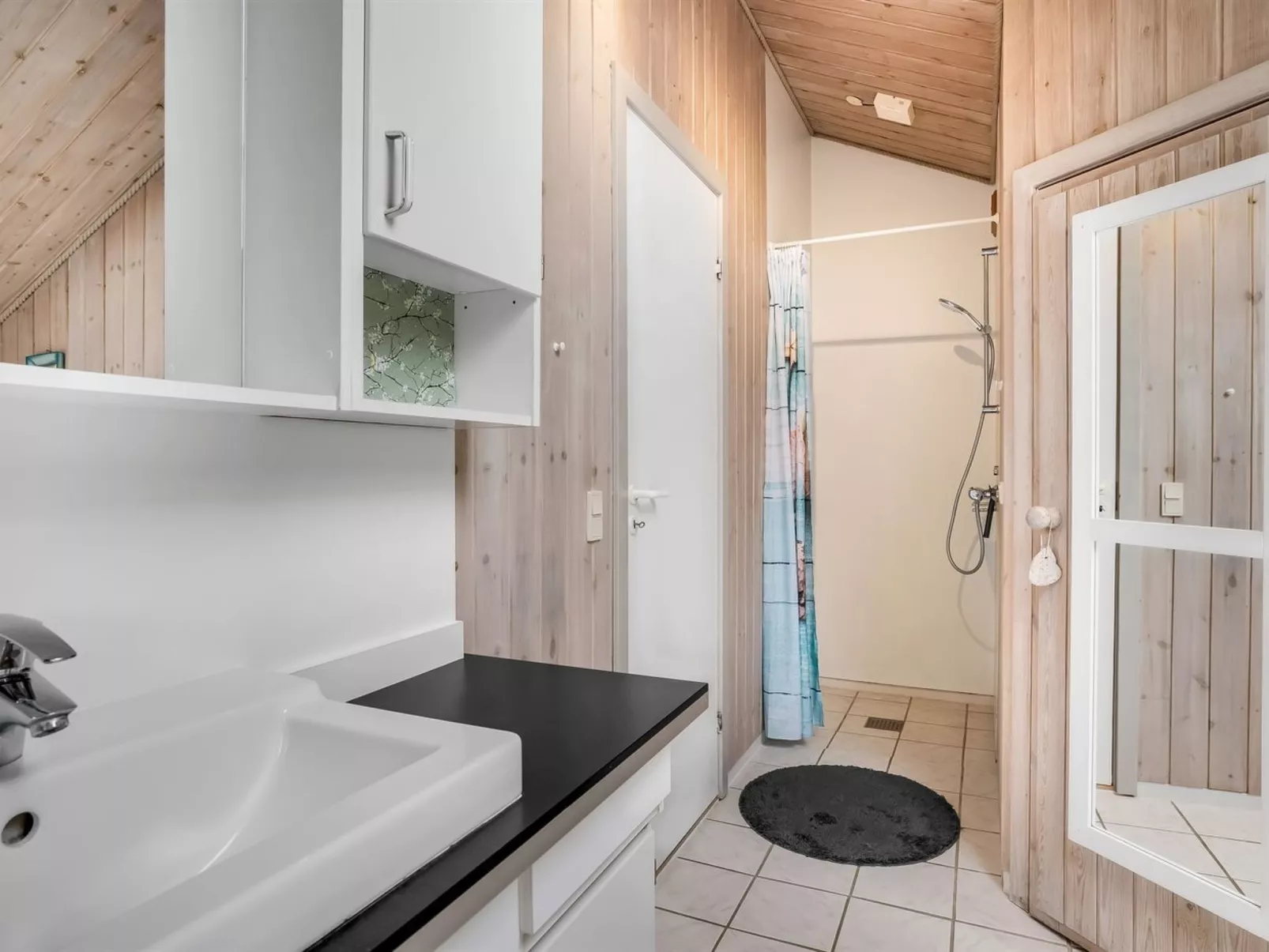 "Gedda" - 700m from the sea-Binnen