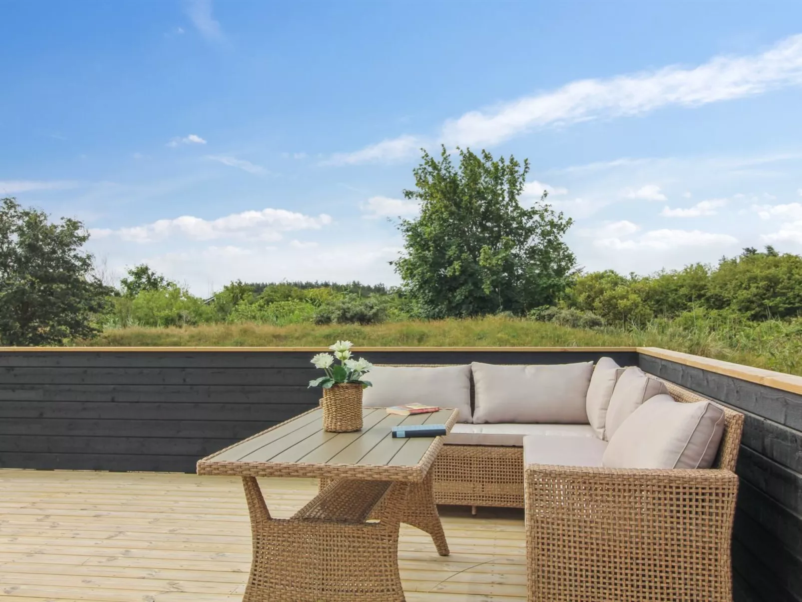 "Heriest" - 1.2km from the sea-Buiten