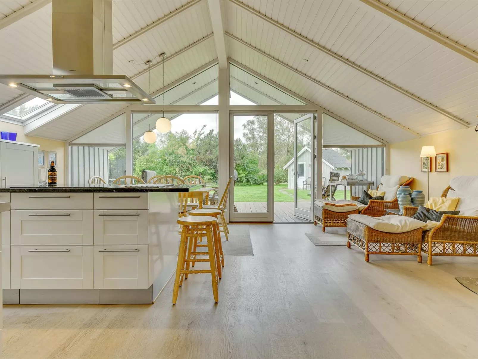 "Armund" - 300m from the sea-Binnen