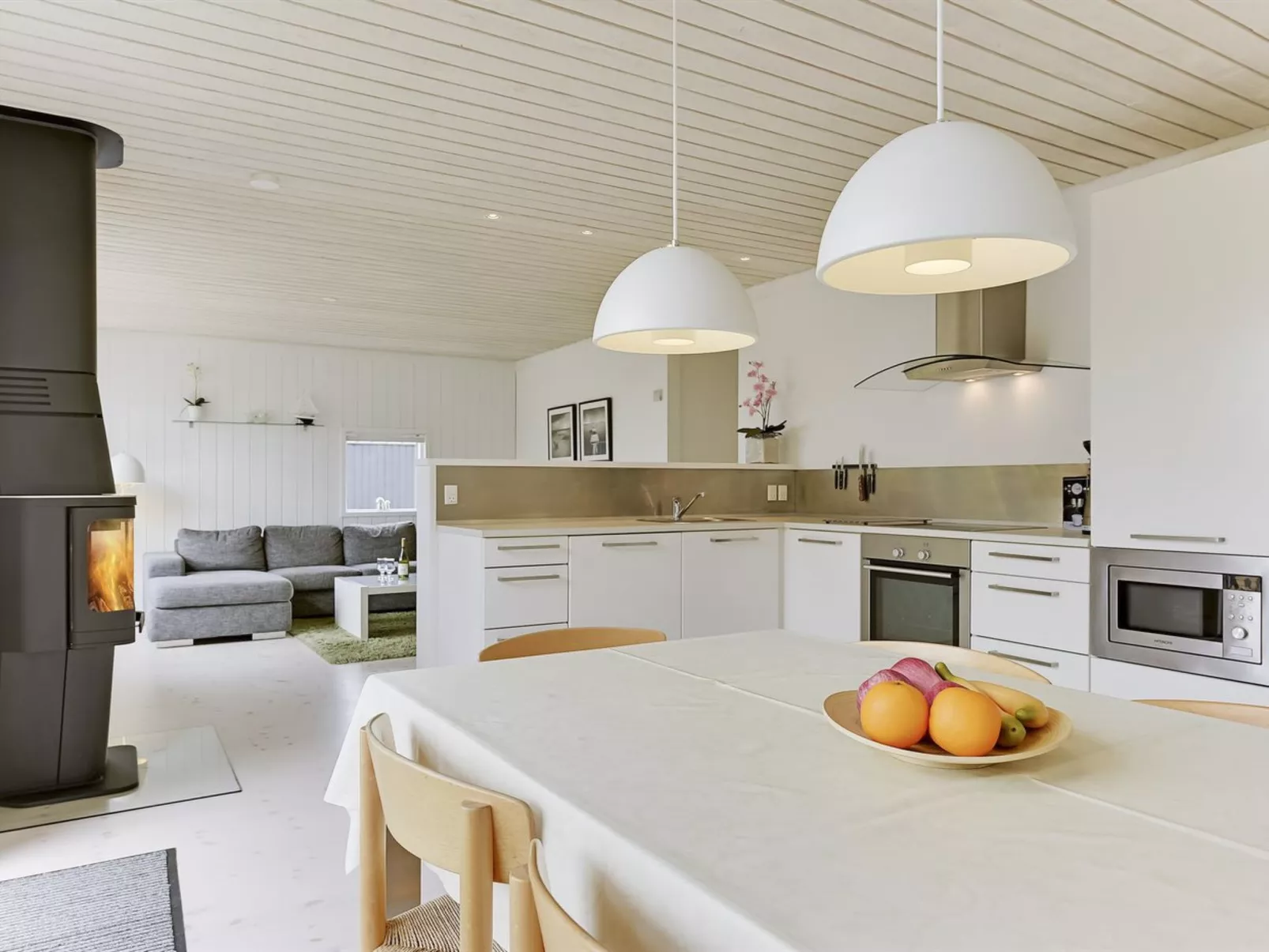 "Iolani" - 250m from the sea-Binnen