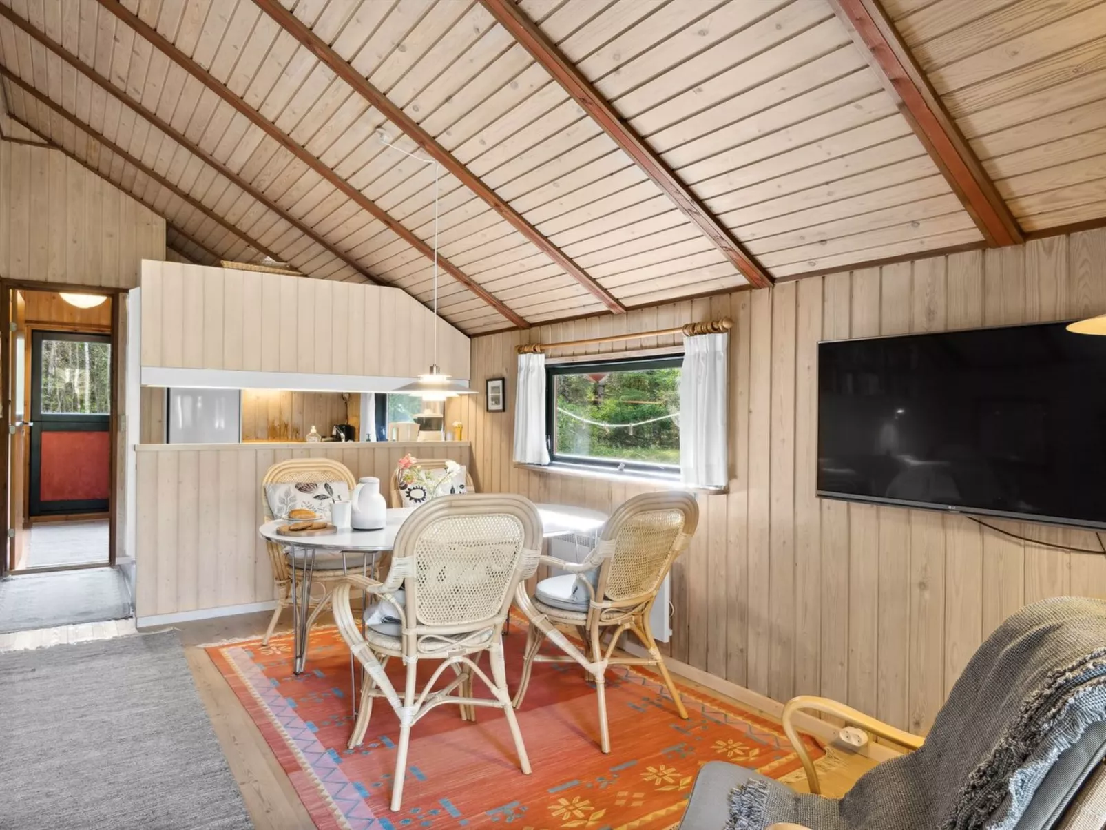 "Esteri" - 800m from the sea-Binnen