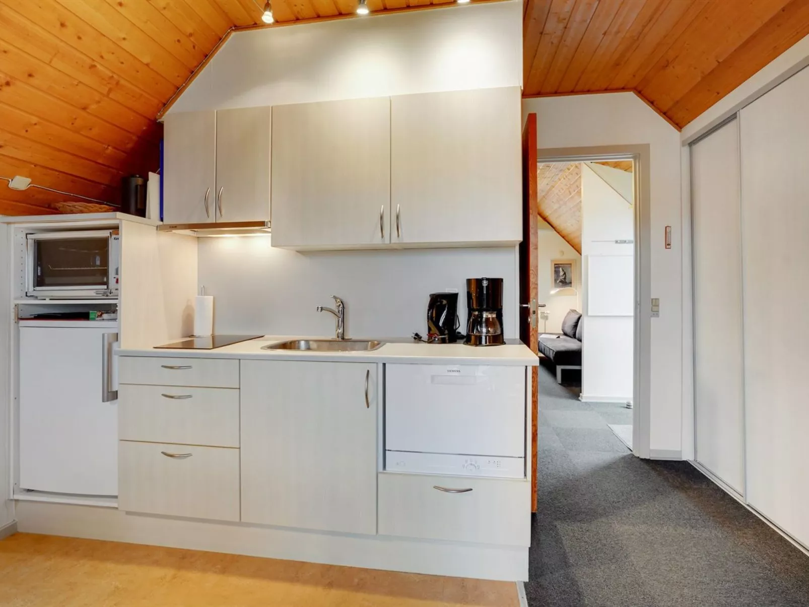 "Roya" - 1.9km from the sea-Binnen