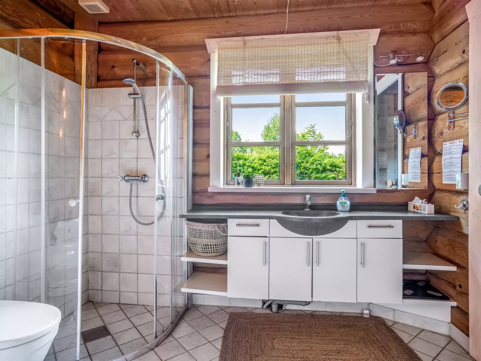 "Stamen" - 200m from the sea-Binnen