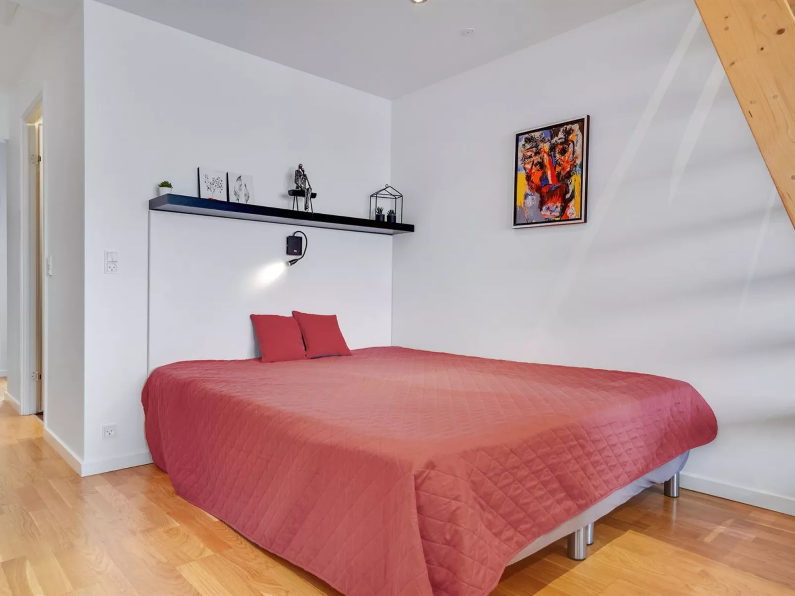 "Elvin" - 20m from the sea-Binnen