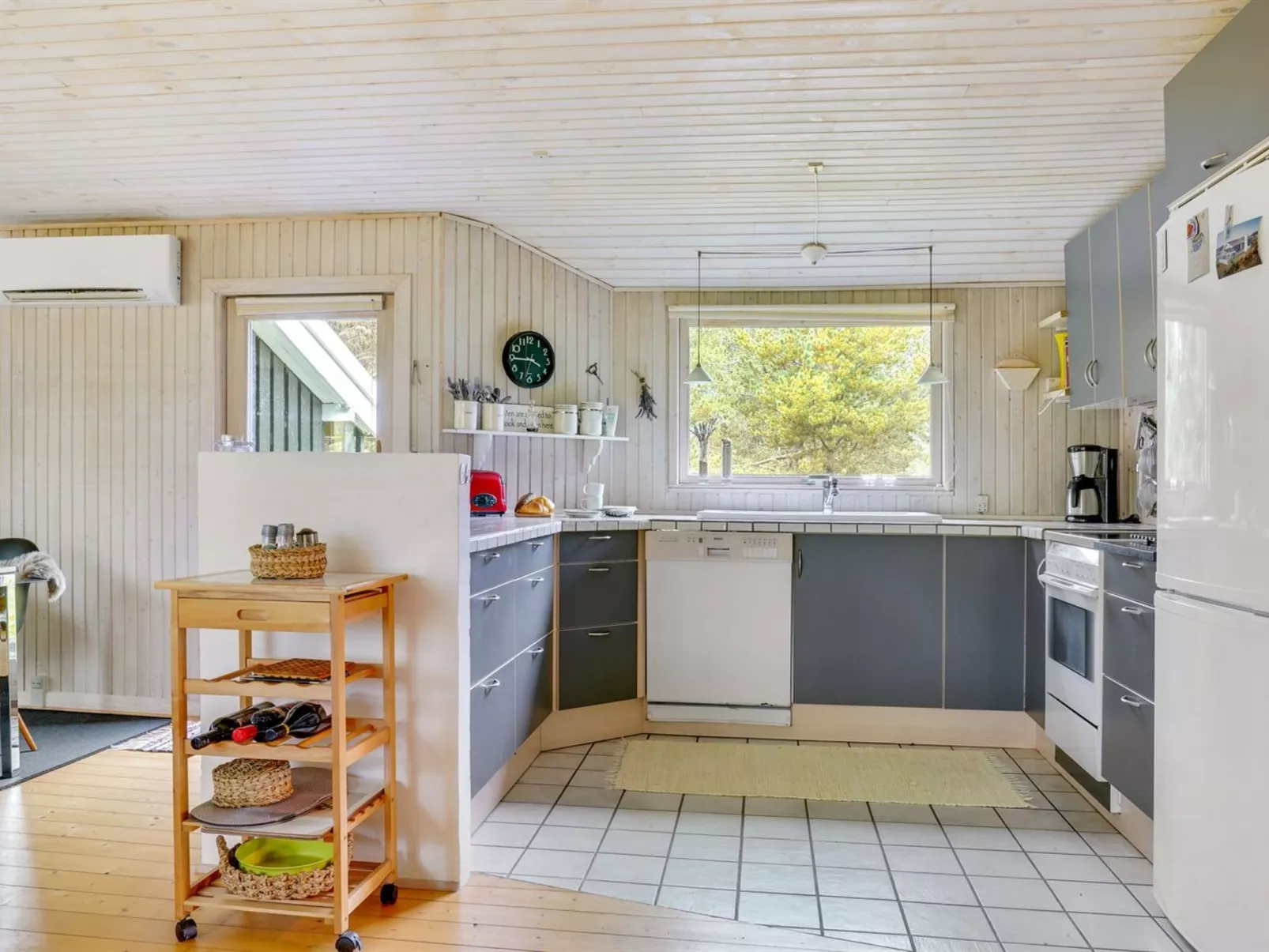 "Gloria" - 2.5km from the sea-Binnen