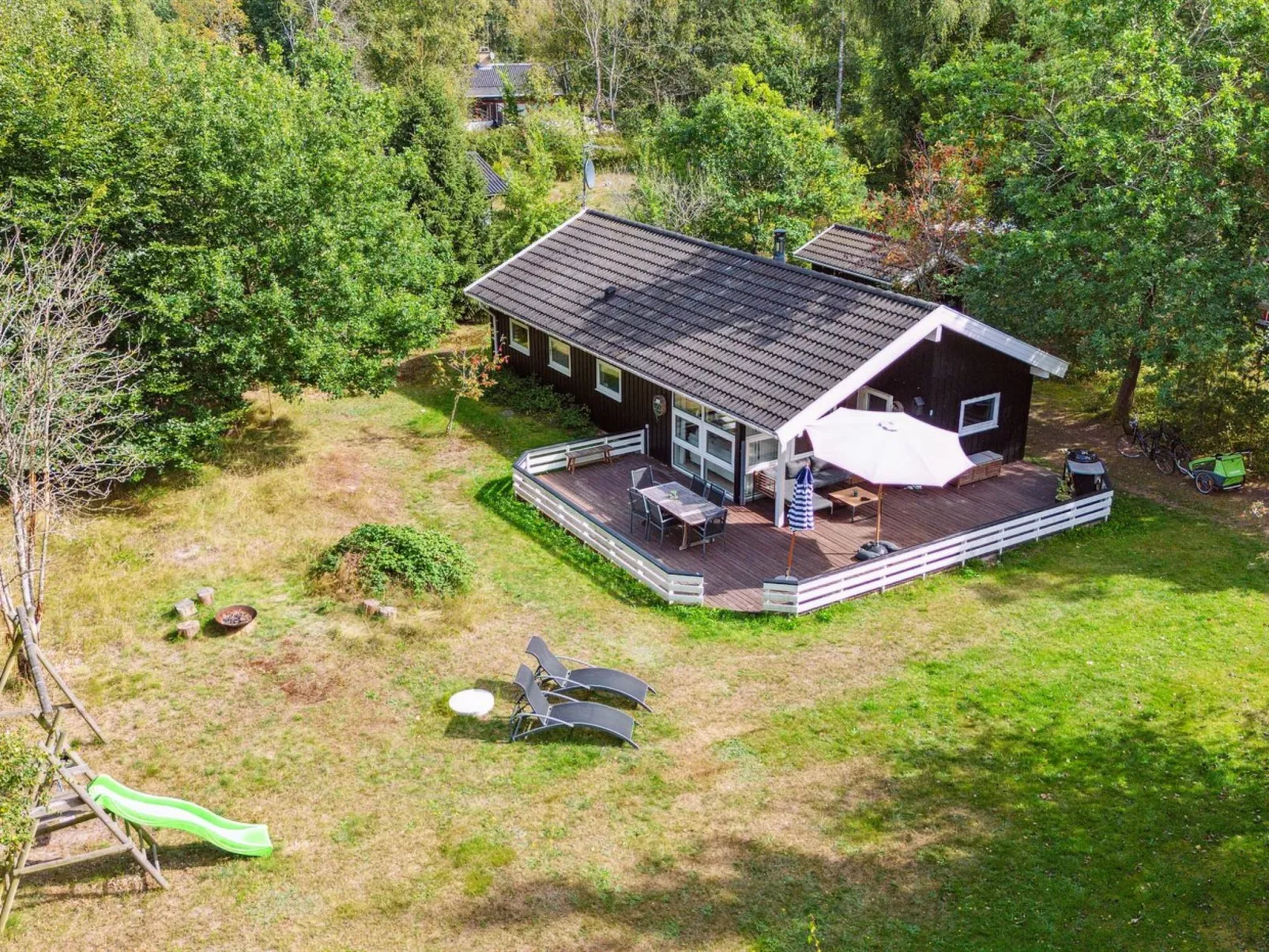 "Amola" - 1.6km from the sea-Buiten