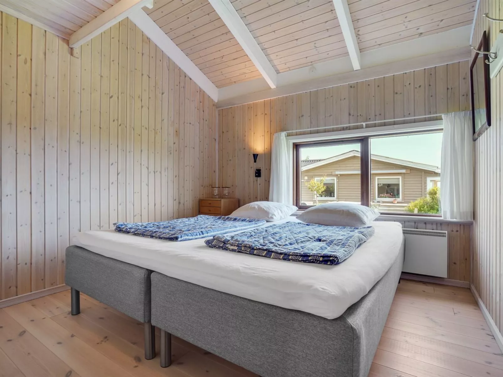 "Gyda" - 100m from the sea-Binnen